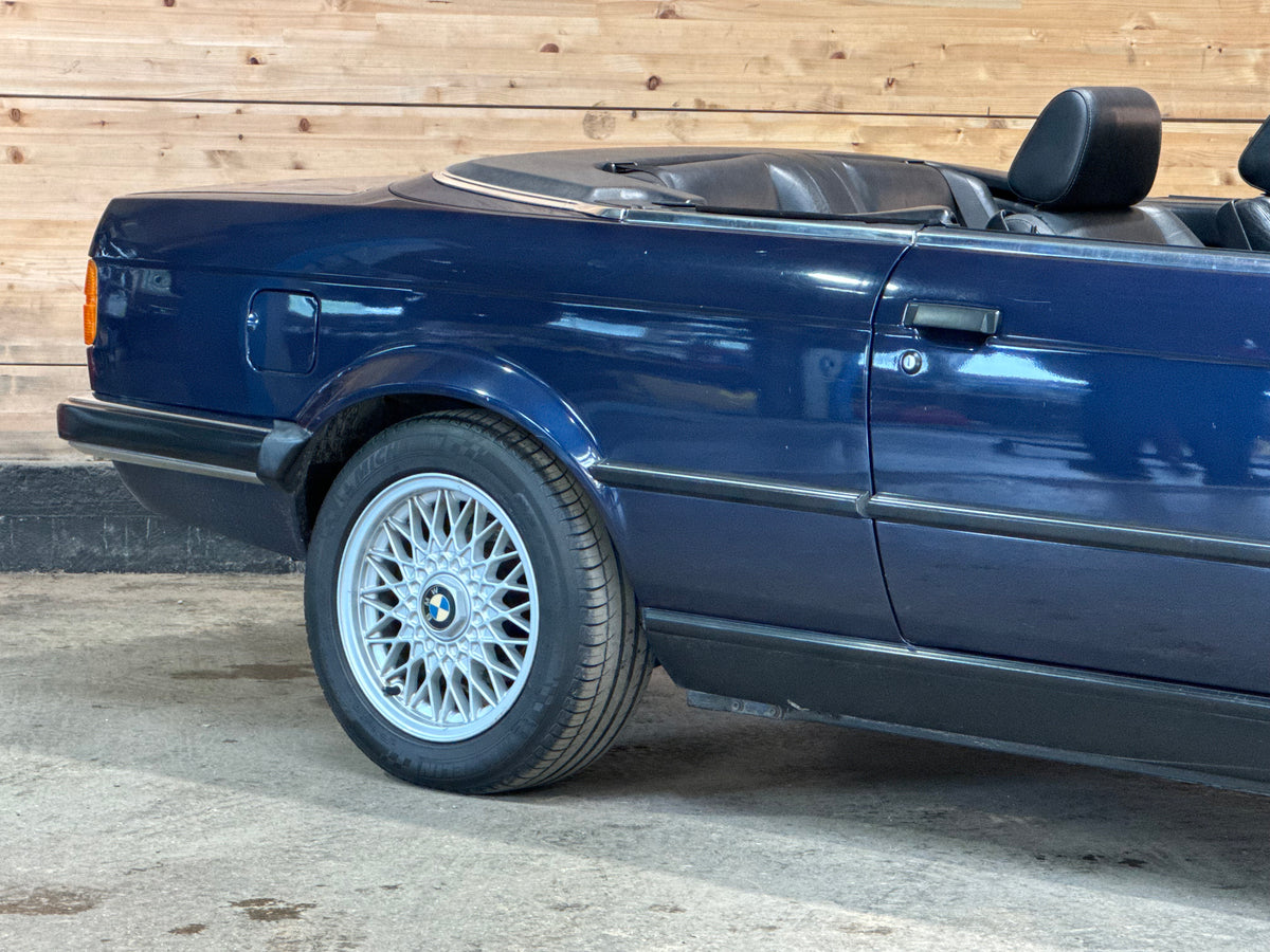 BMW 325iA Cabriolet