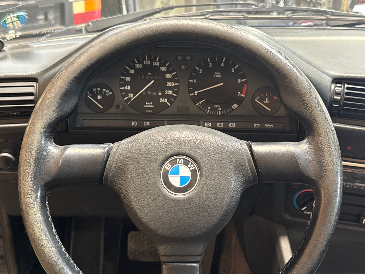 BMW 325iA Cabriolet