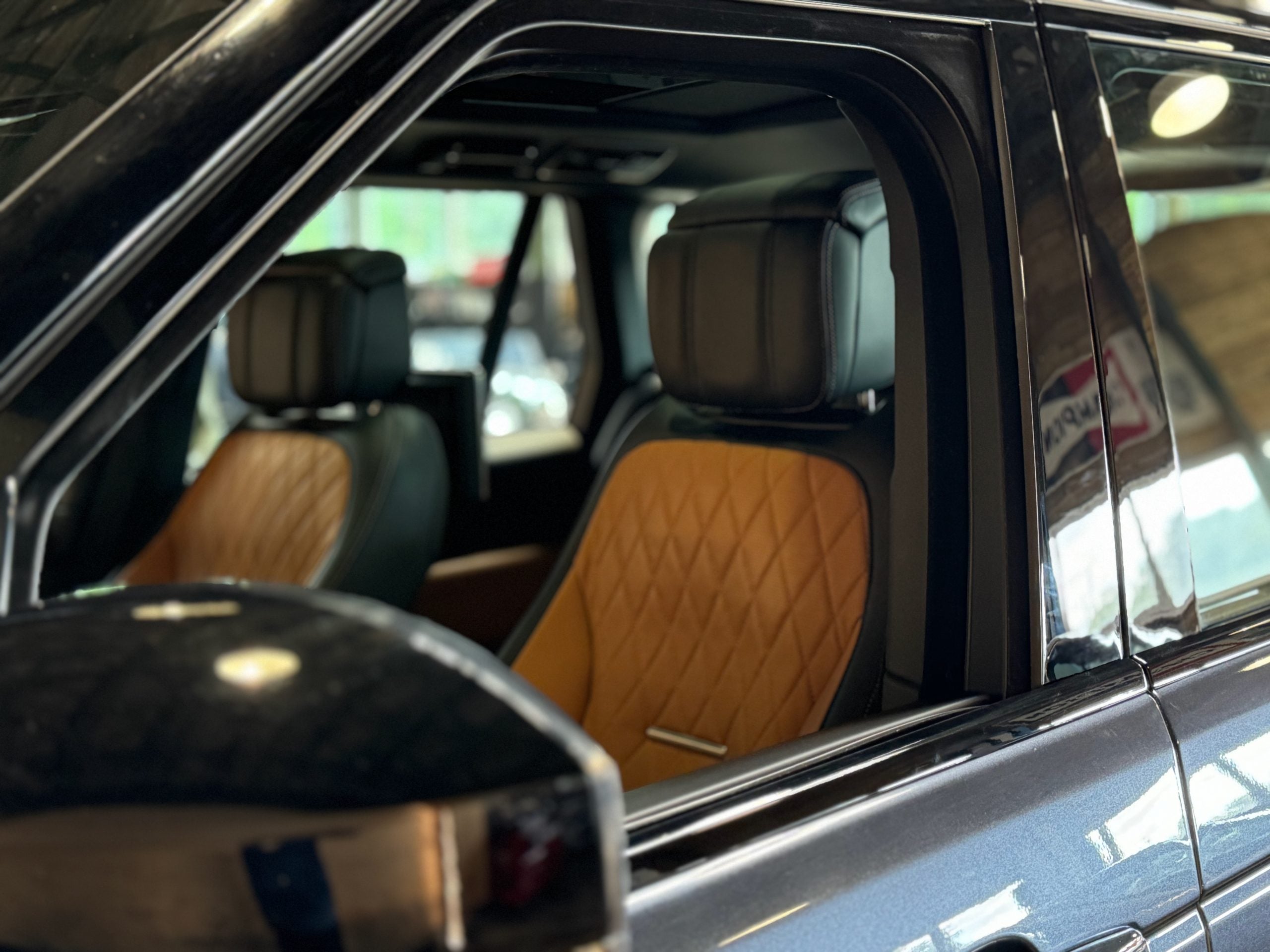Land Rover Range Rover SV Autobiography Dynamic