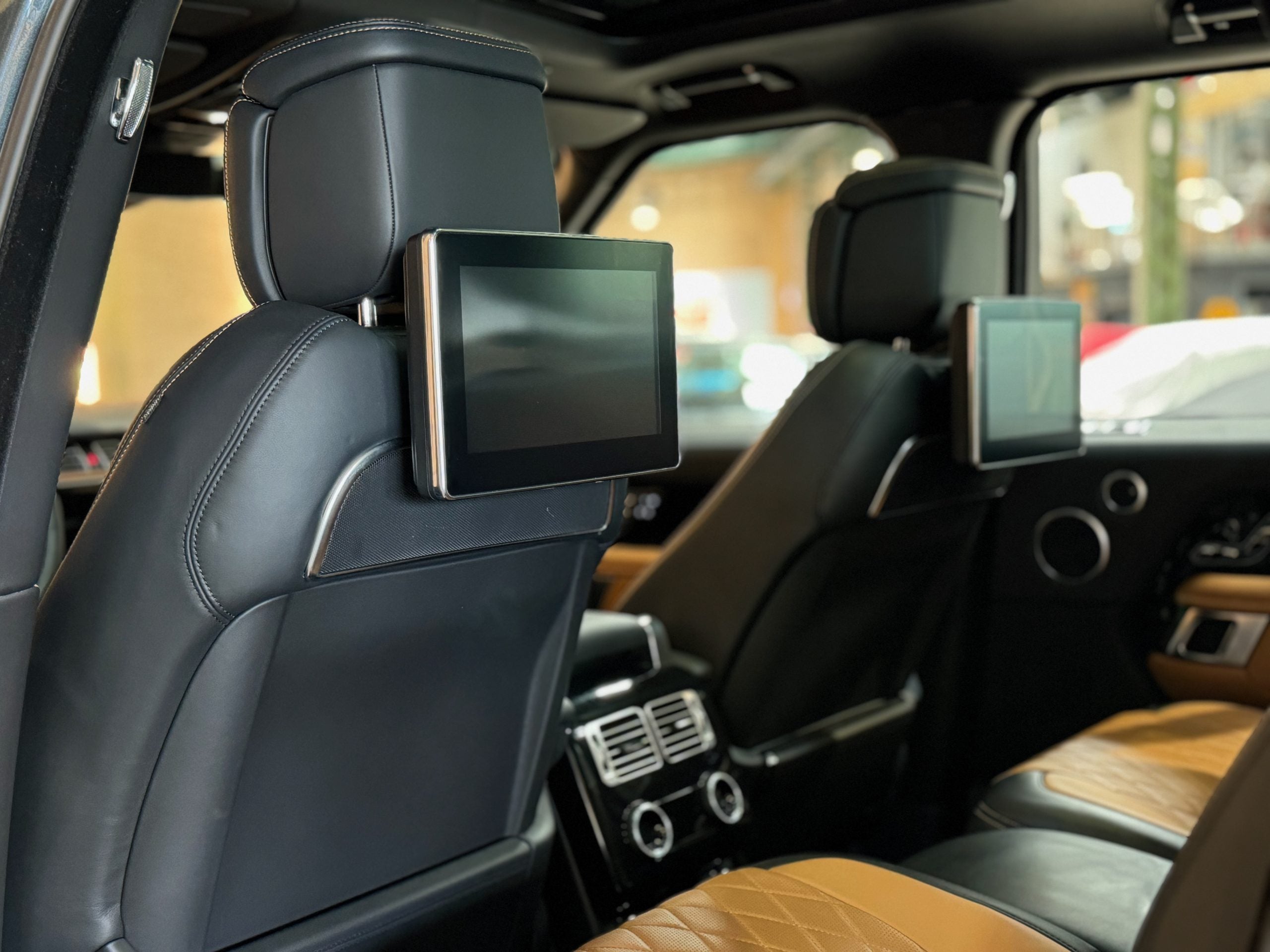 Land Rover Range Rover SV Autobiography Dynamic