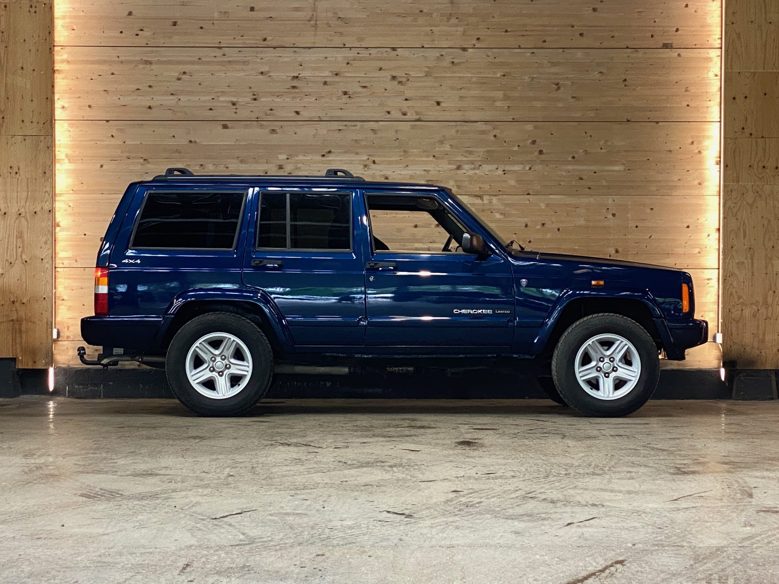Jeep Cherokee 4.0 Limited XJ.2