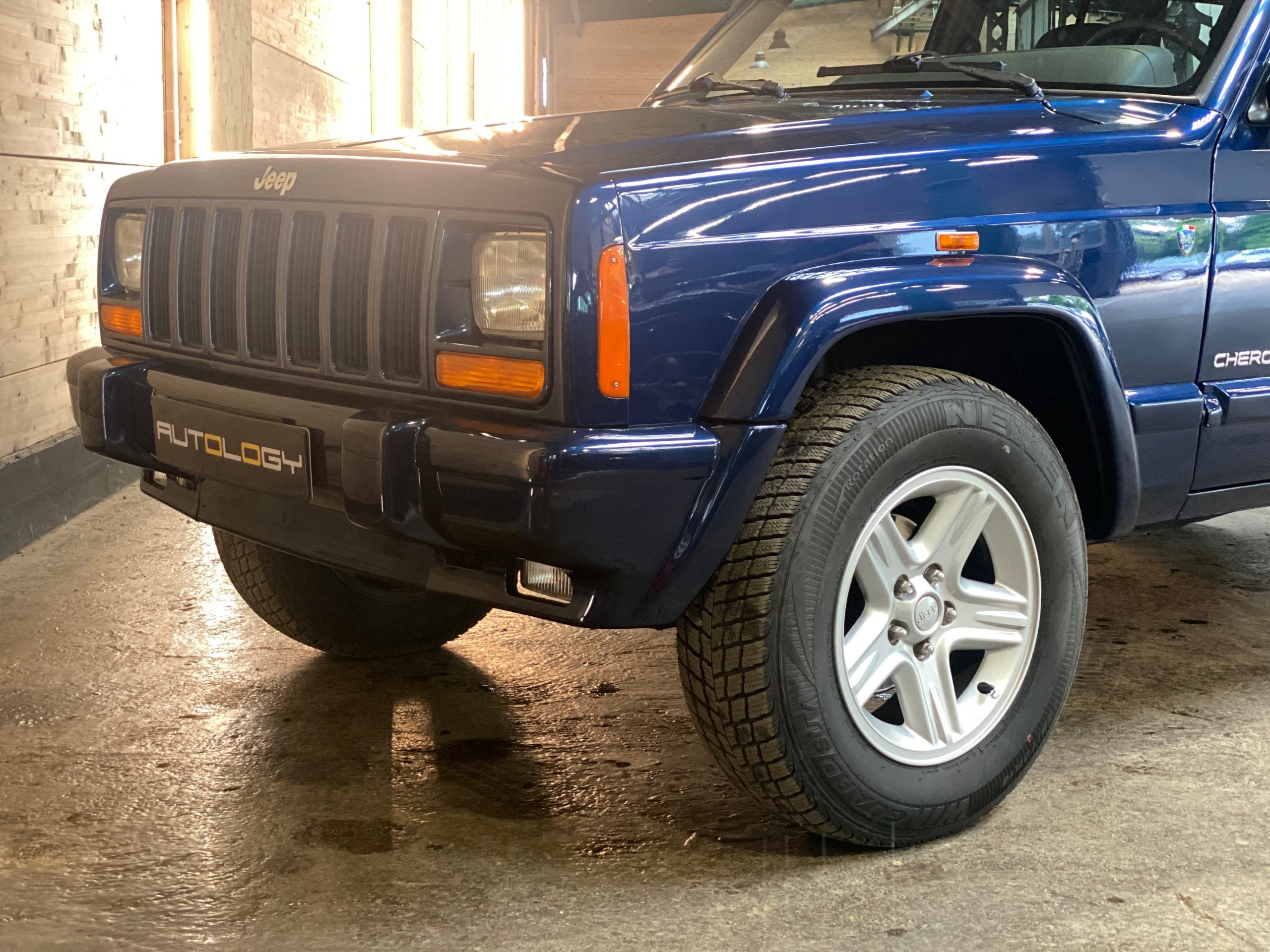 Jeep Cherokee 4.0 Limited XJ.2