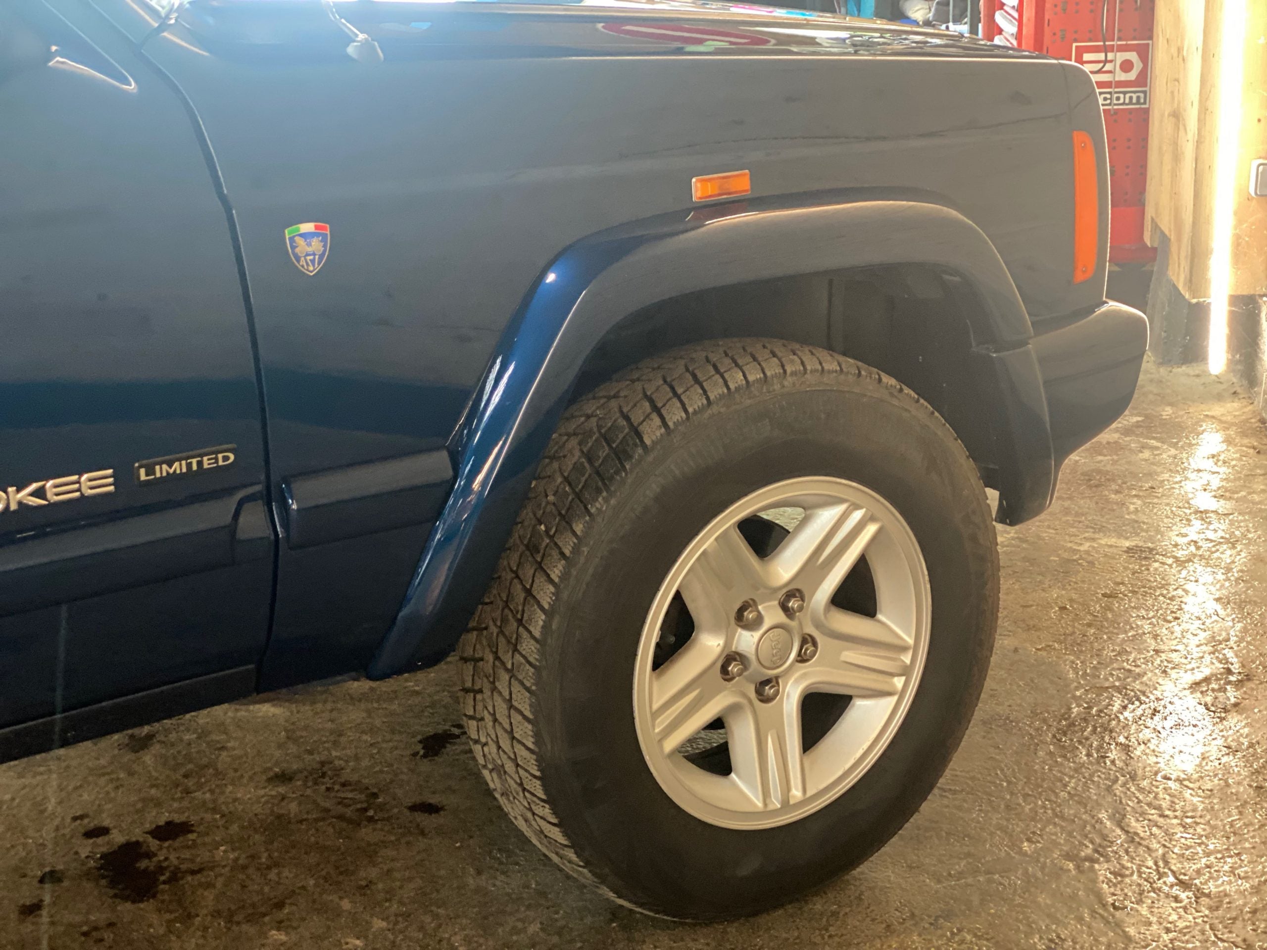 Jeep Cherokee 4.0 Limited XJ.2