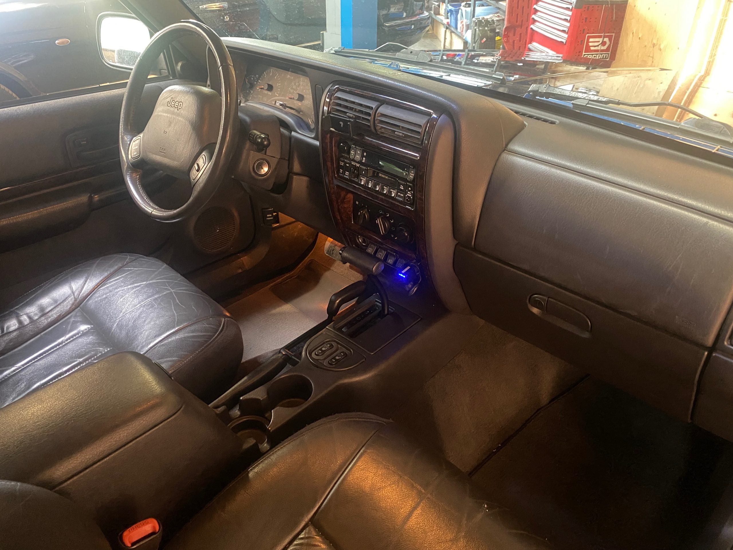 Jeep Cherokee 4.0 Limited XJ.2