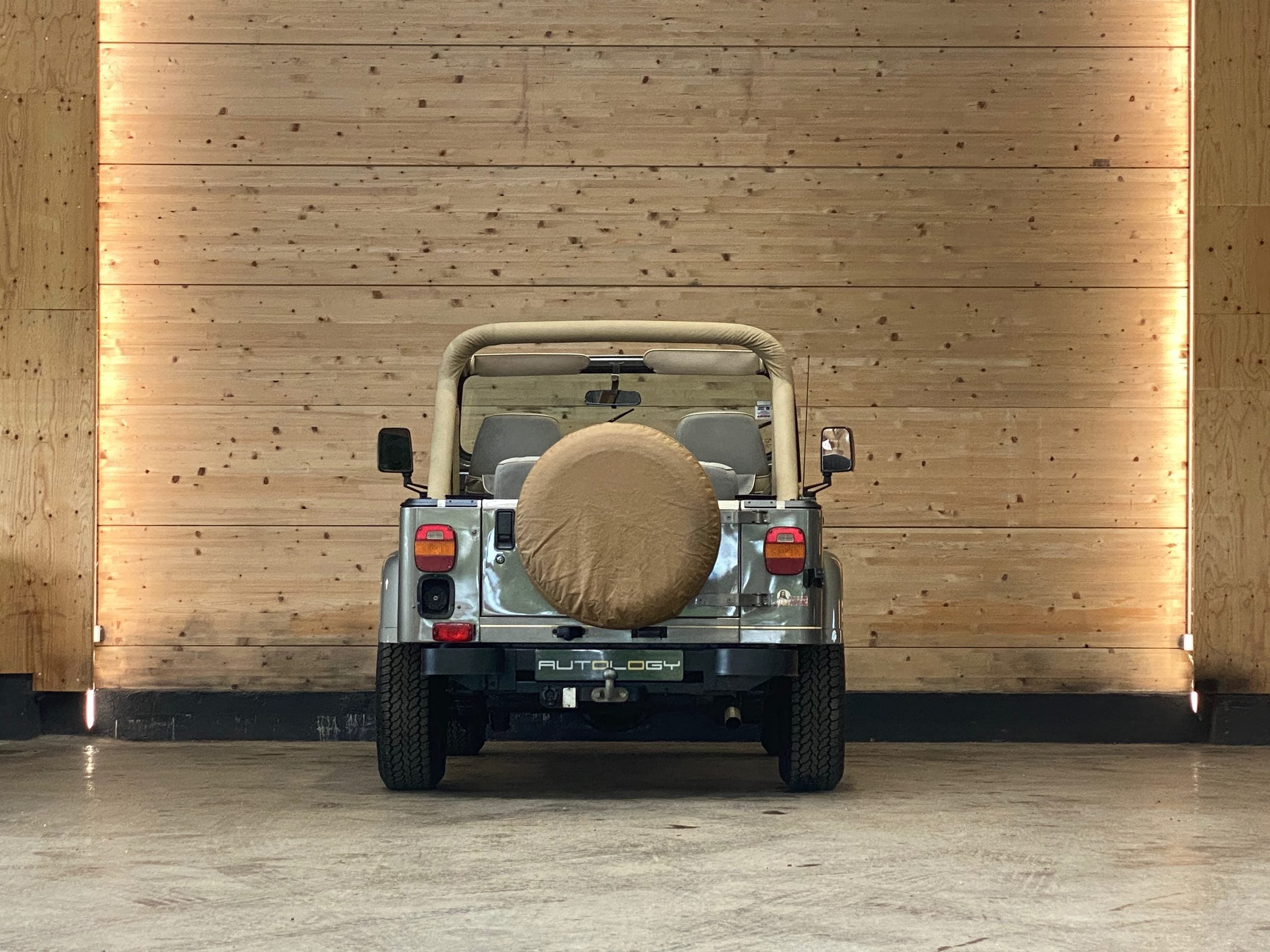 Jeep Wrangler YJ 2.5 Sahara