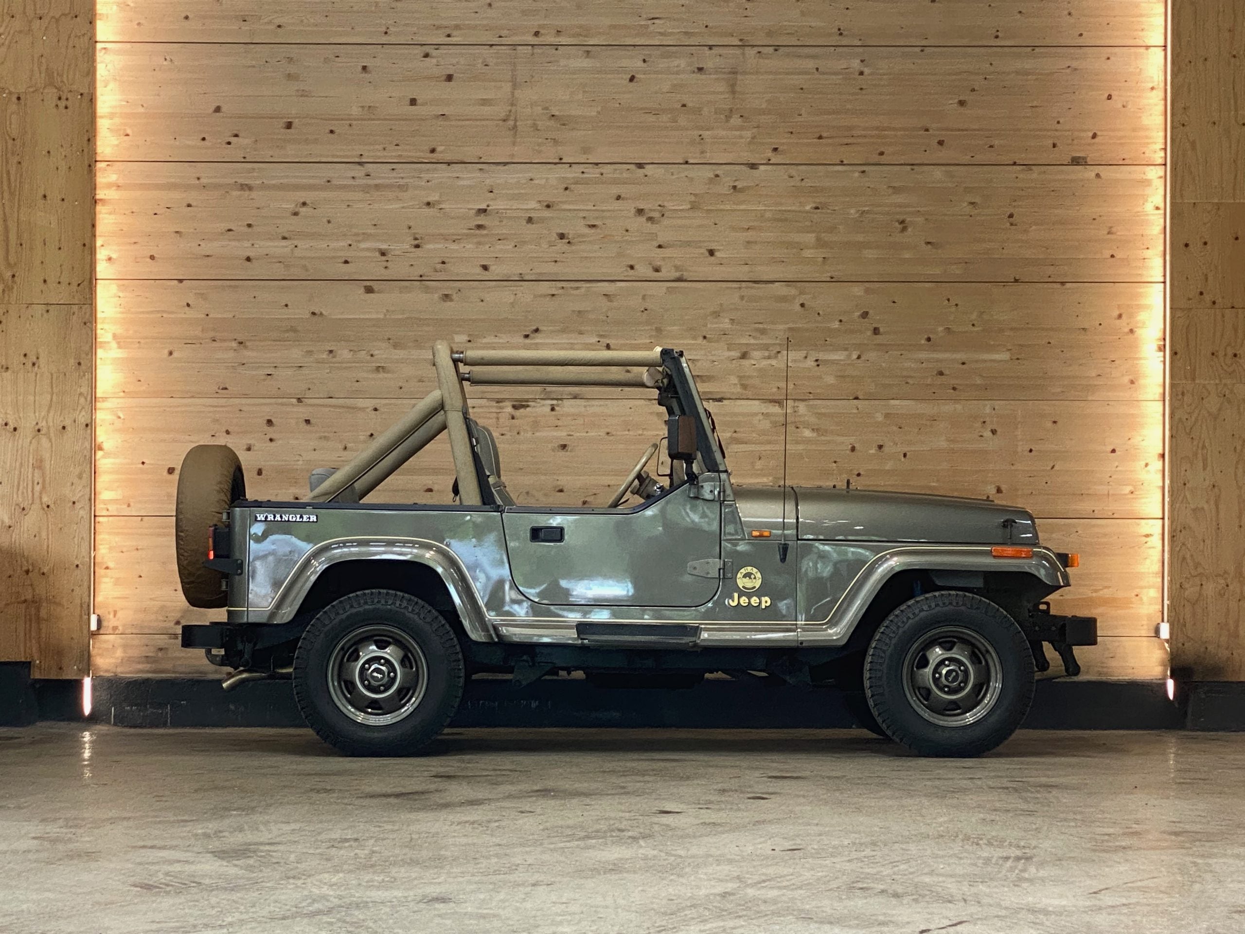 Jeep Wrangler YJ 2.5 Sahara