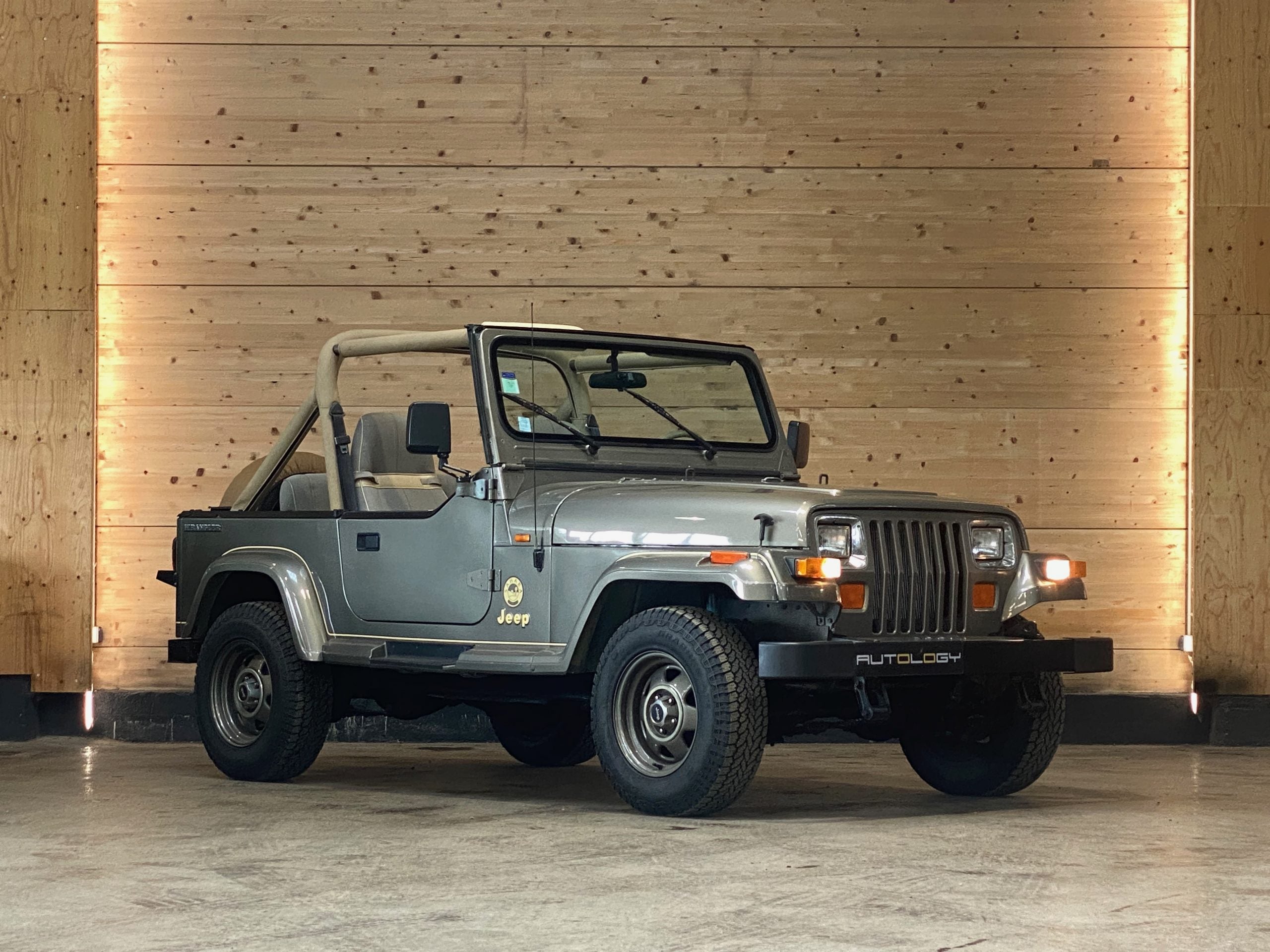 Jeep Wrangler YJ 2.5 Sahara