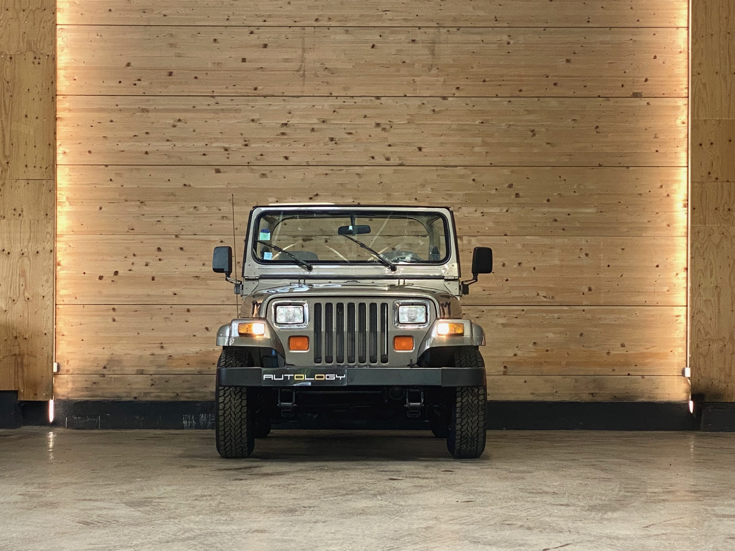 Jeep Wrangler YJ 2.5 Sahara