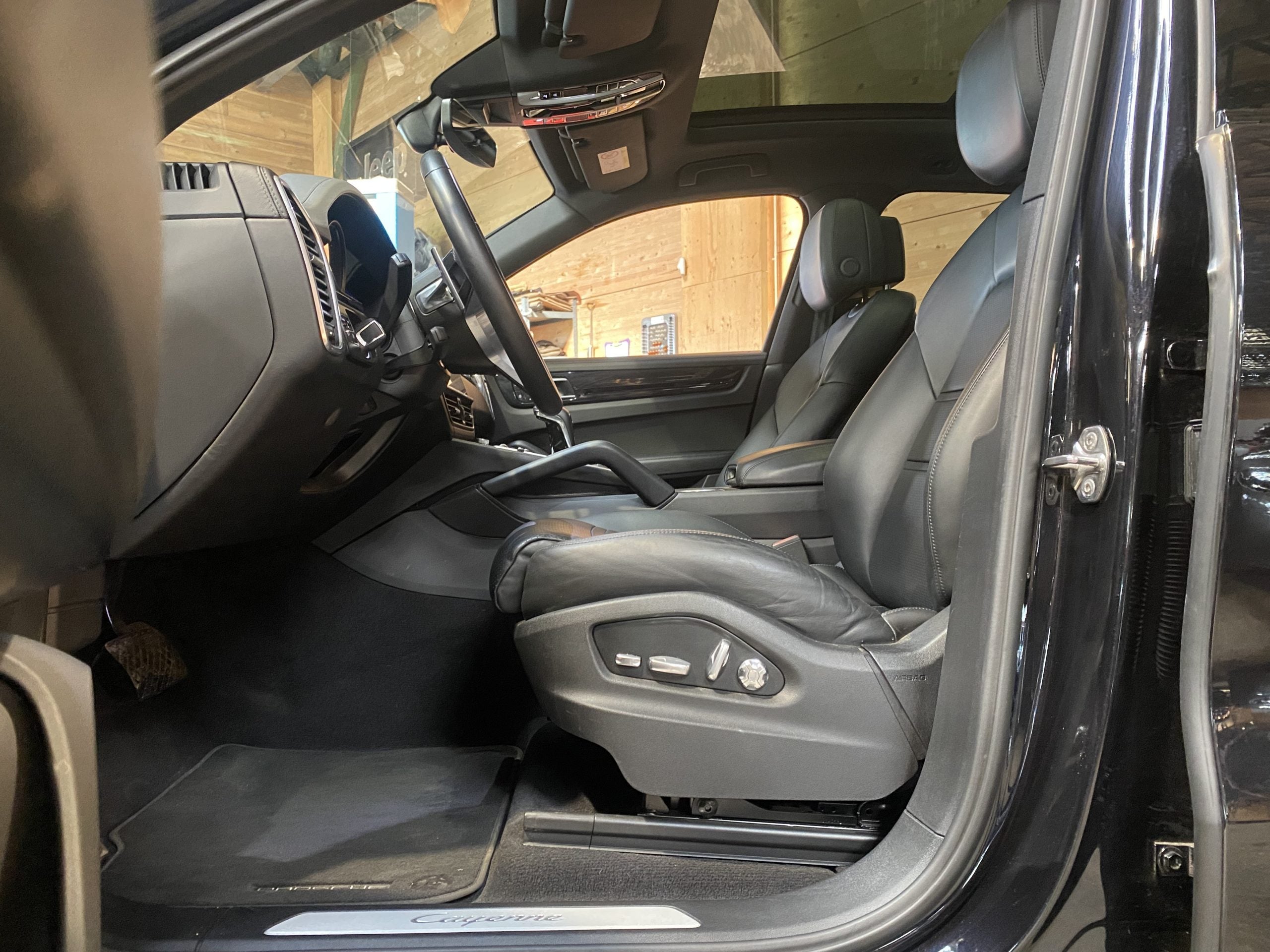 Porsche Cayenne E-Hybrid 462ch