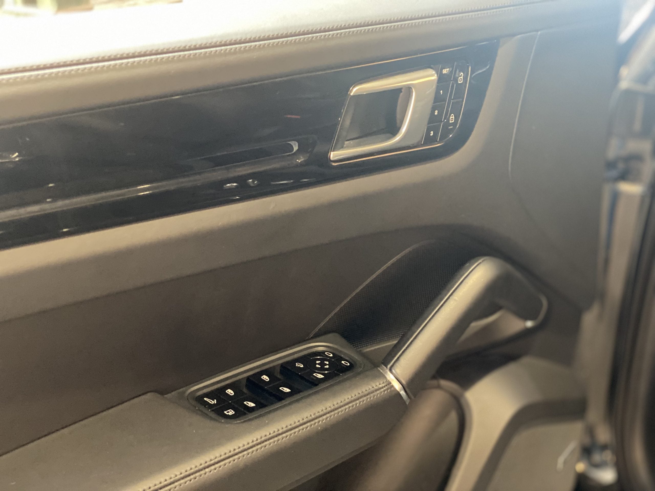 Porsche Cayenne E-Hybrid 462ch