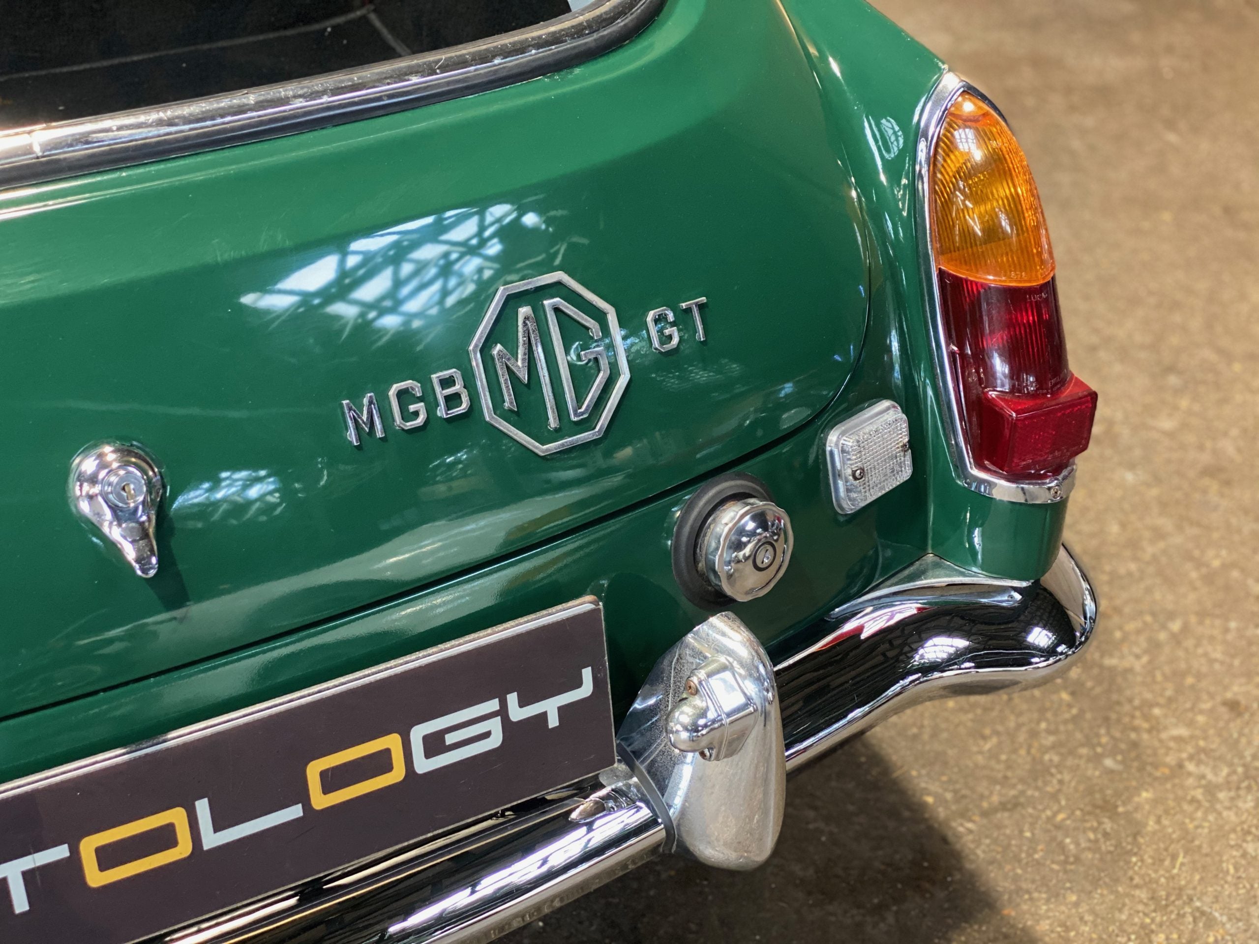MGB GT
