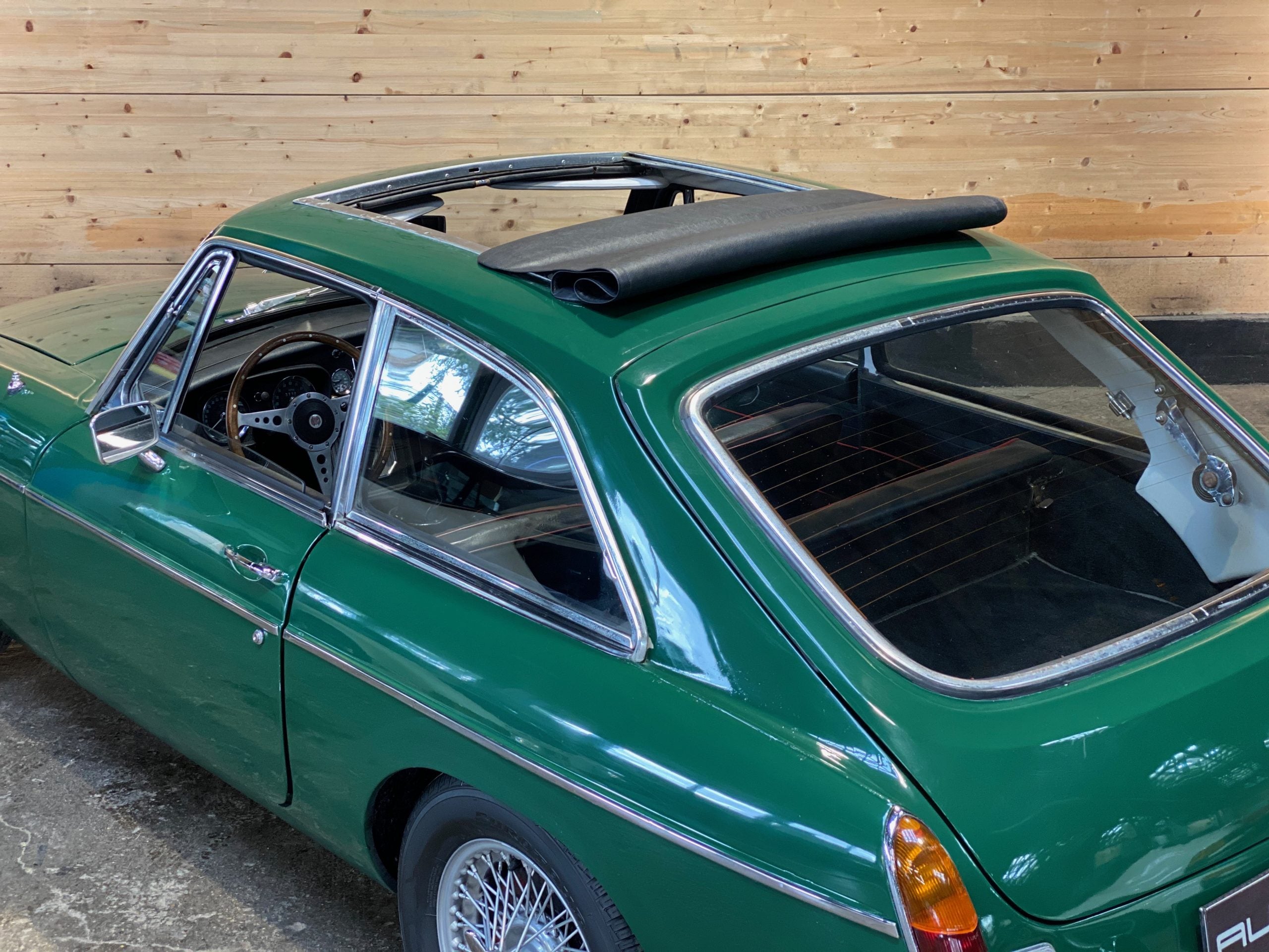 MGB GT