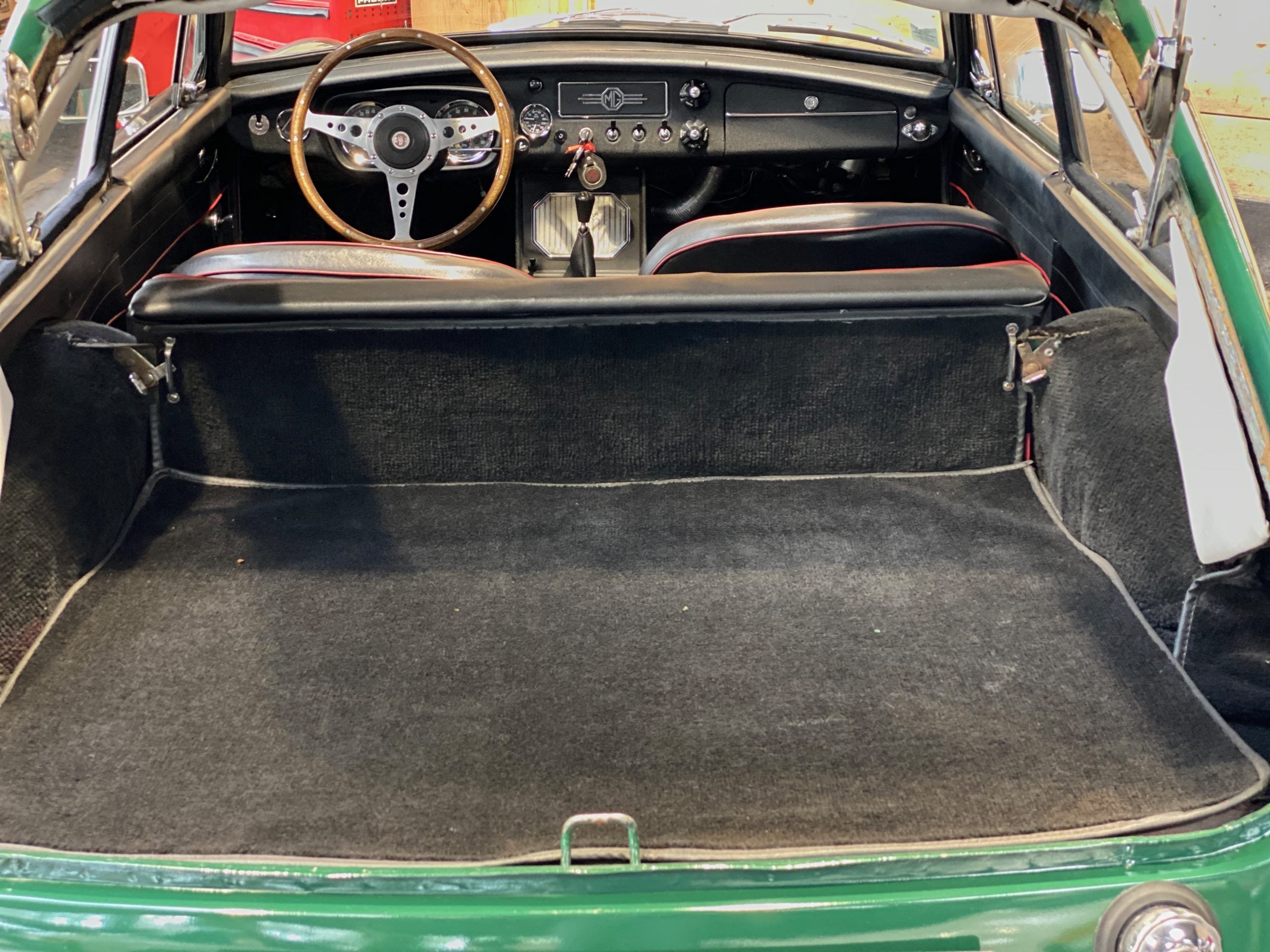 MGB GT
