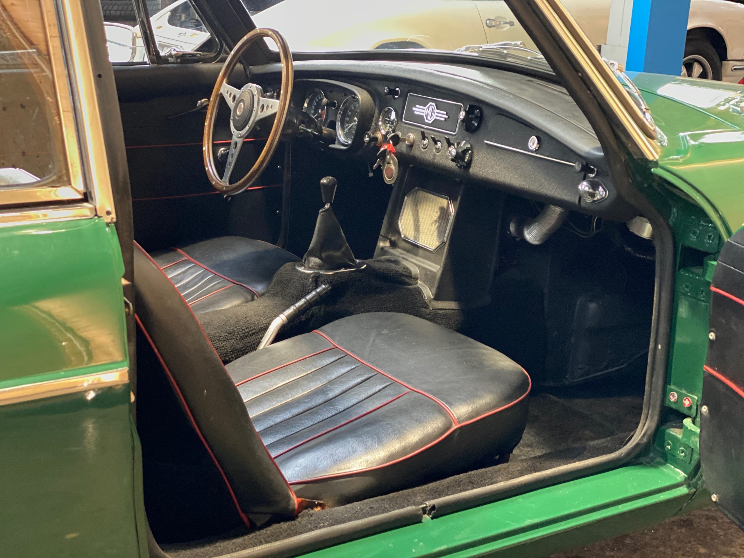 MGB GT