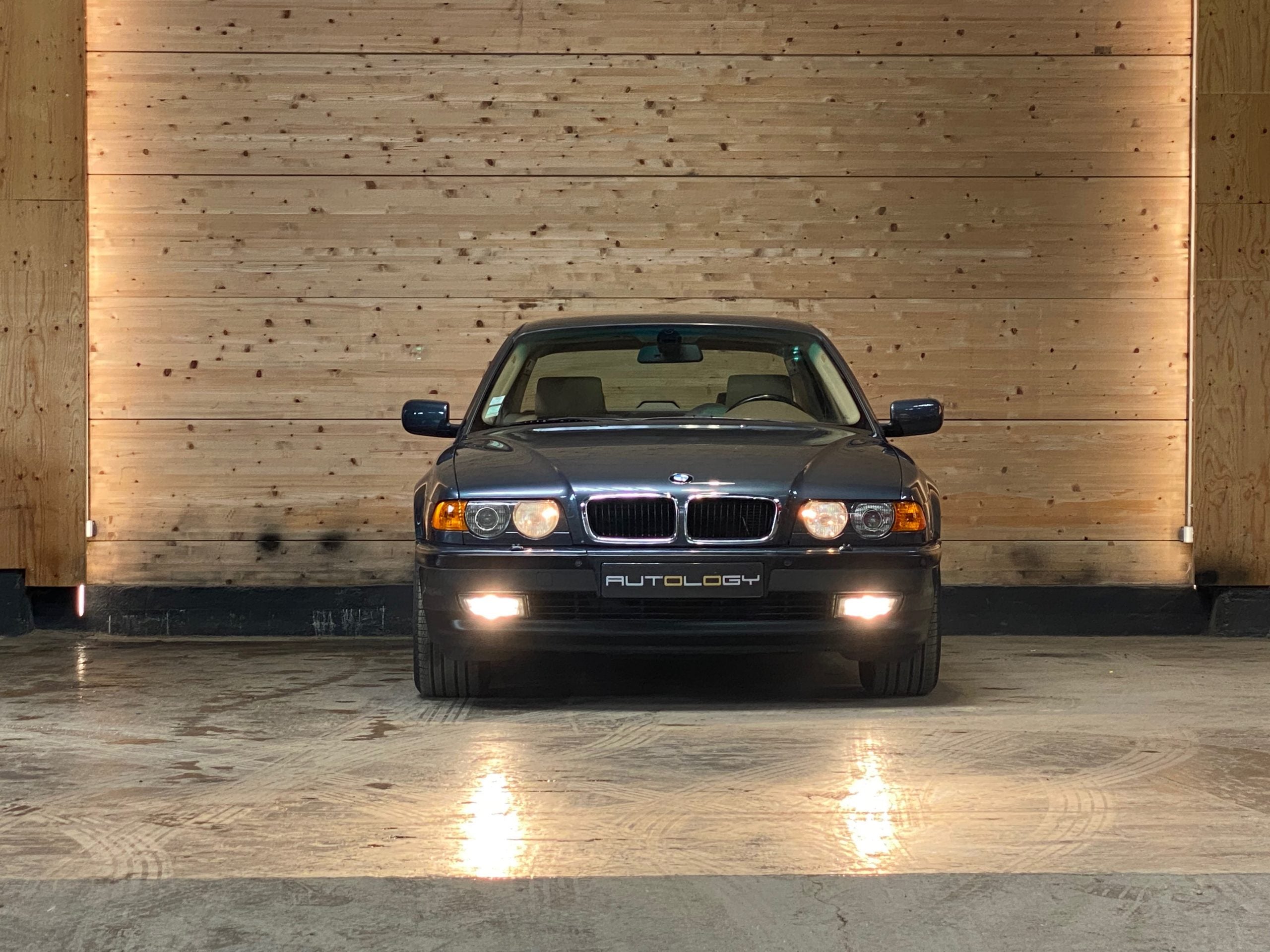 BMW 740iA