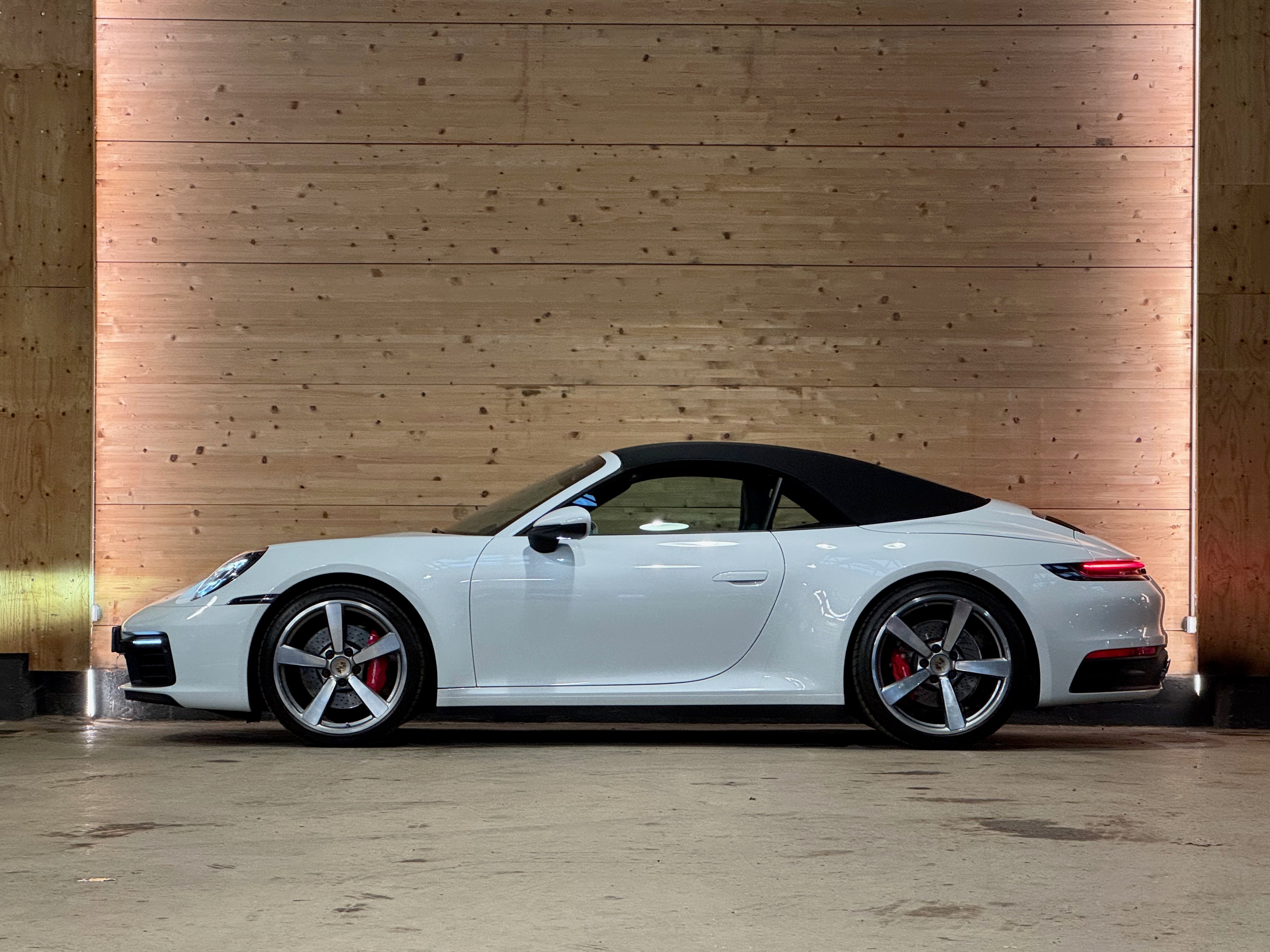 Porsche 992 Carrera 4S Cabriolet