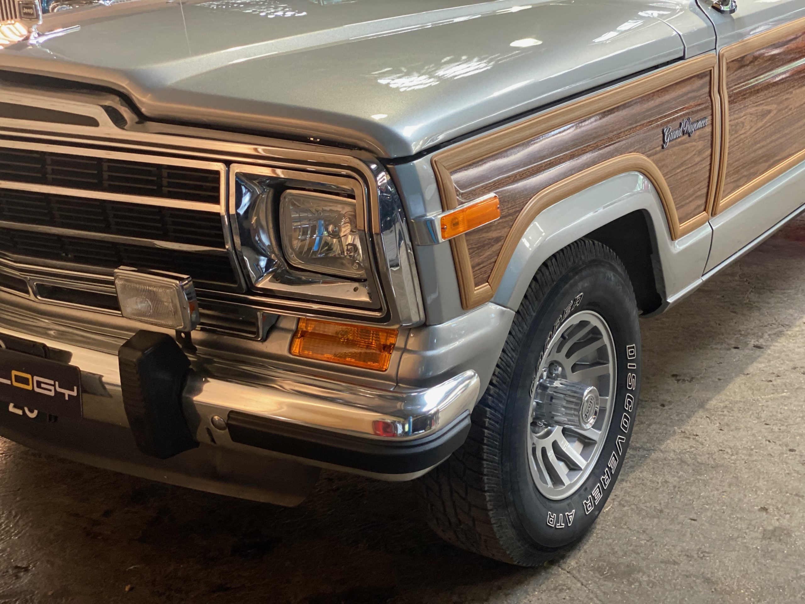 JEEP GRAND WAGONEER “FINAL EDITION”