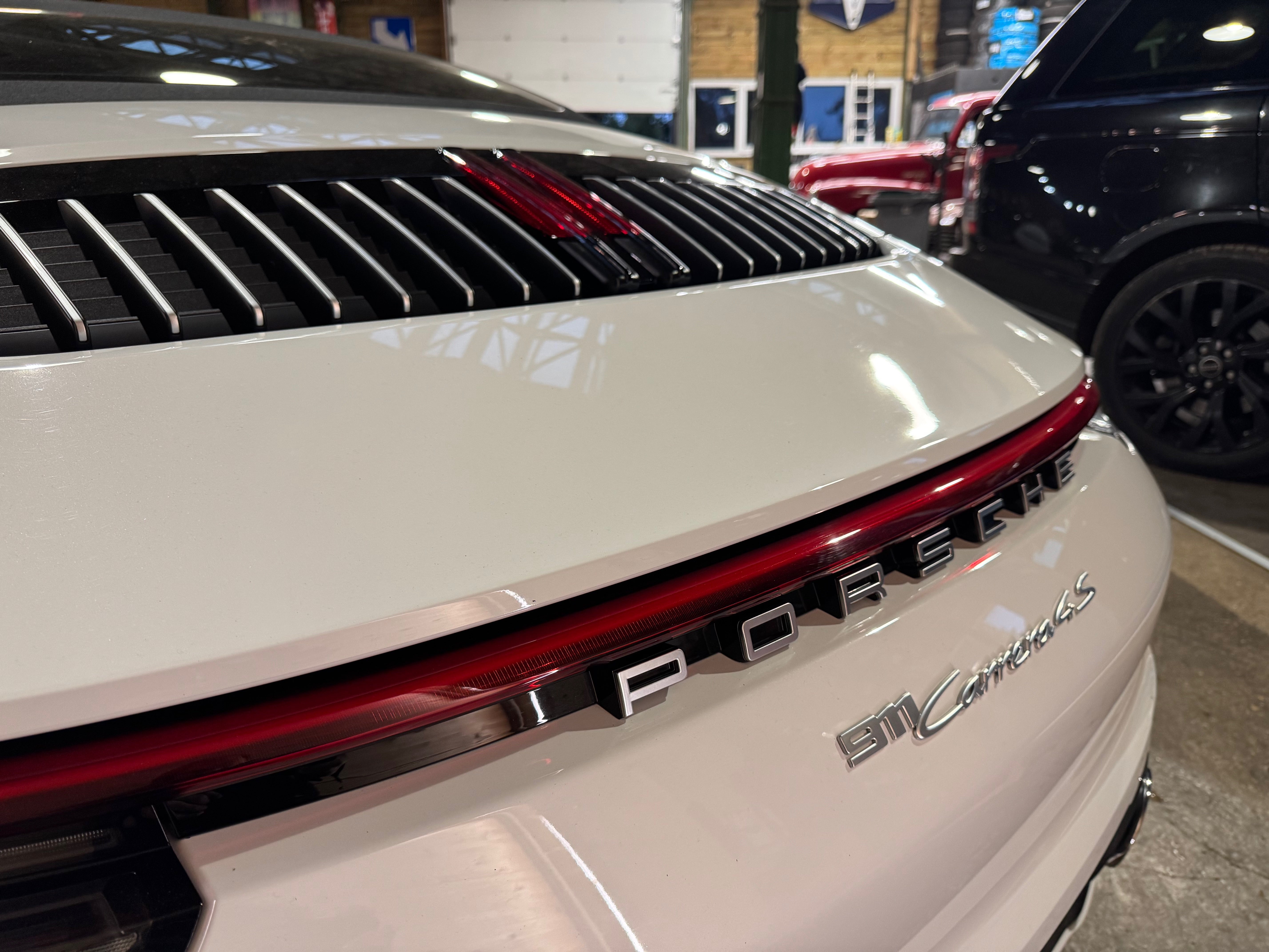 Porsche 992 Carrera 4S Cabriolet