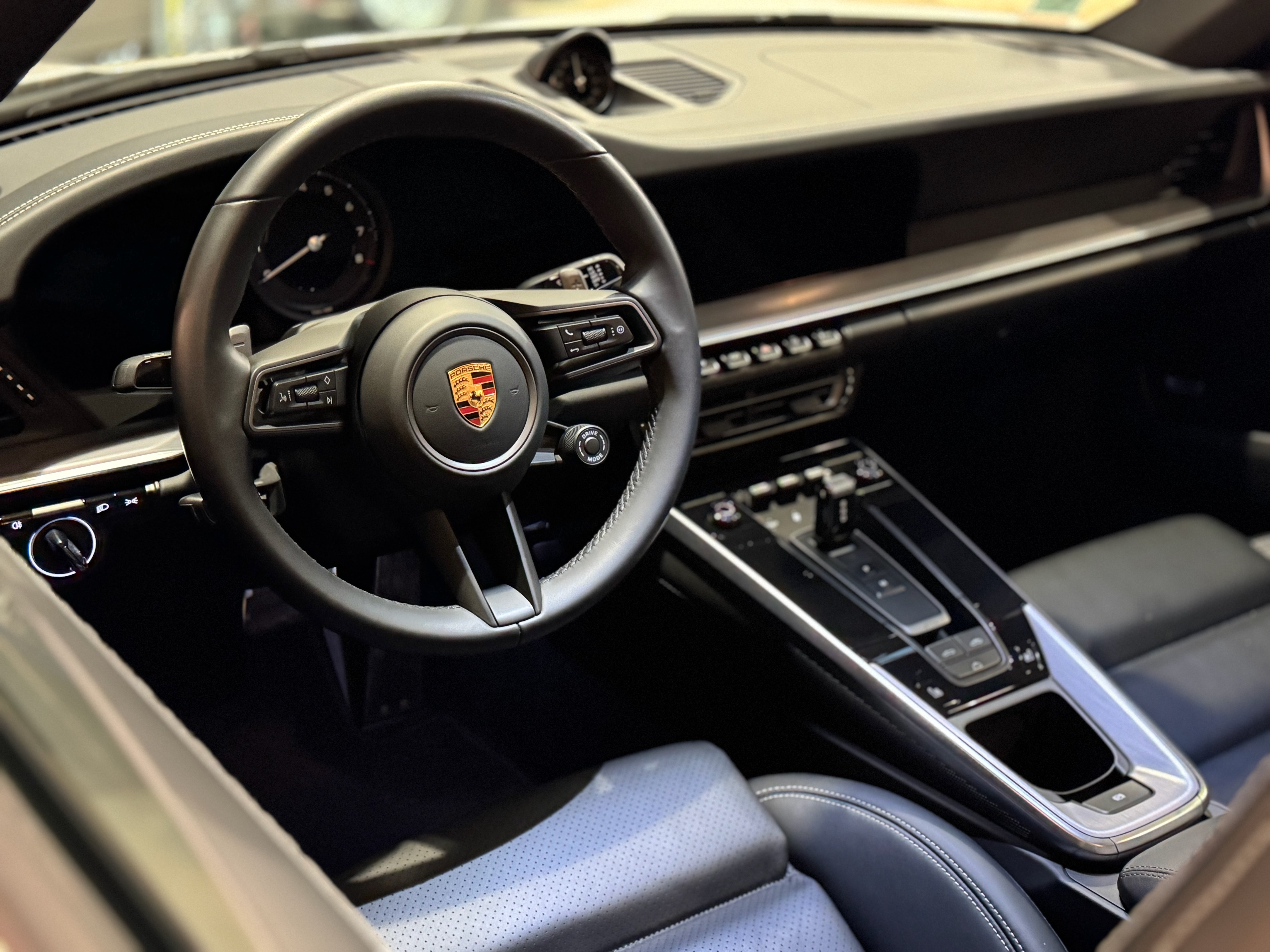 Porsche 992 Carrera 4S Cabriolet
