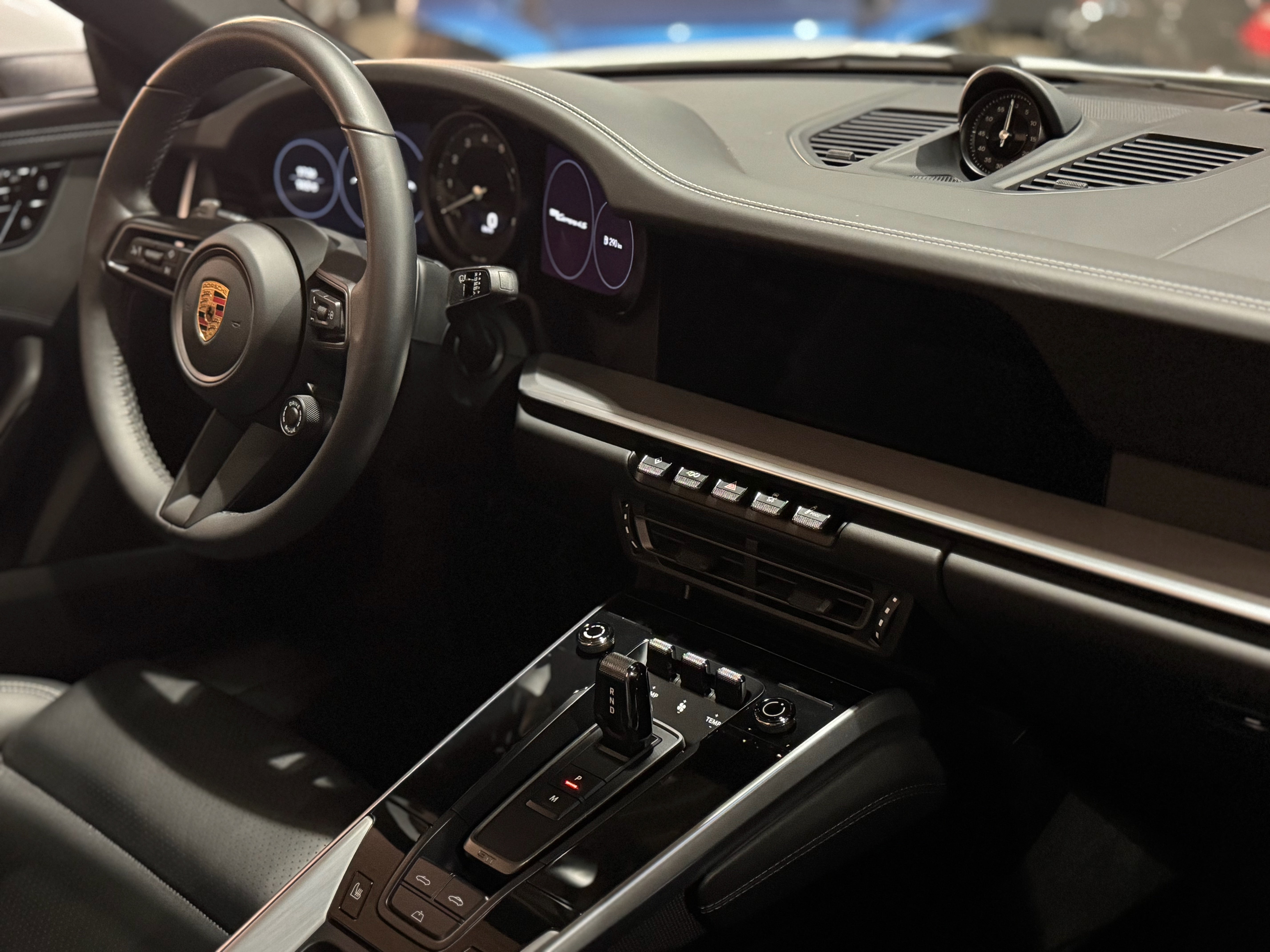Porsche 992 Carrera 4S Cabriolet