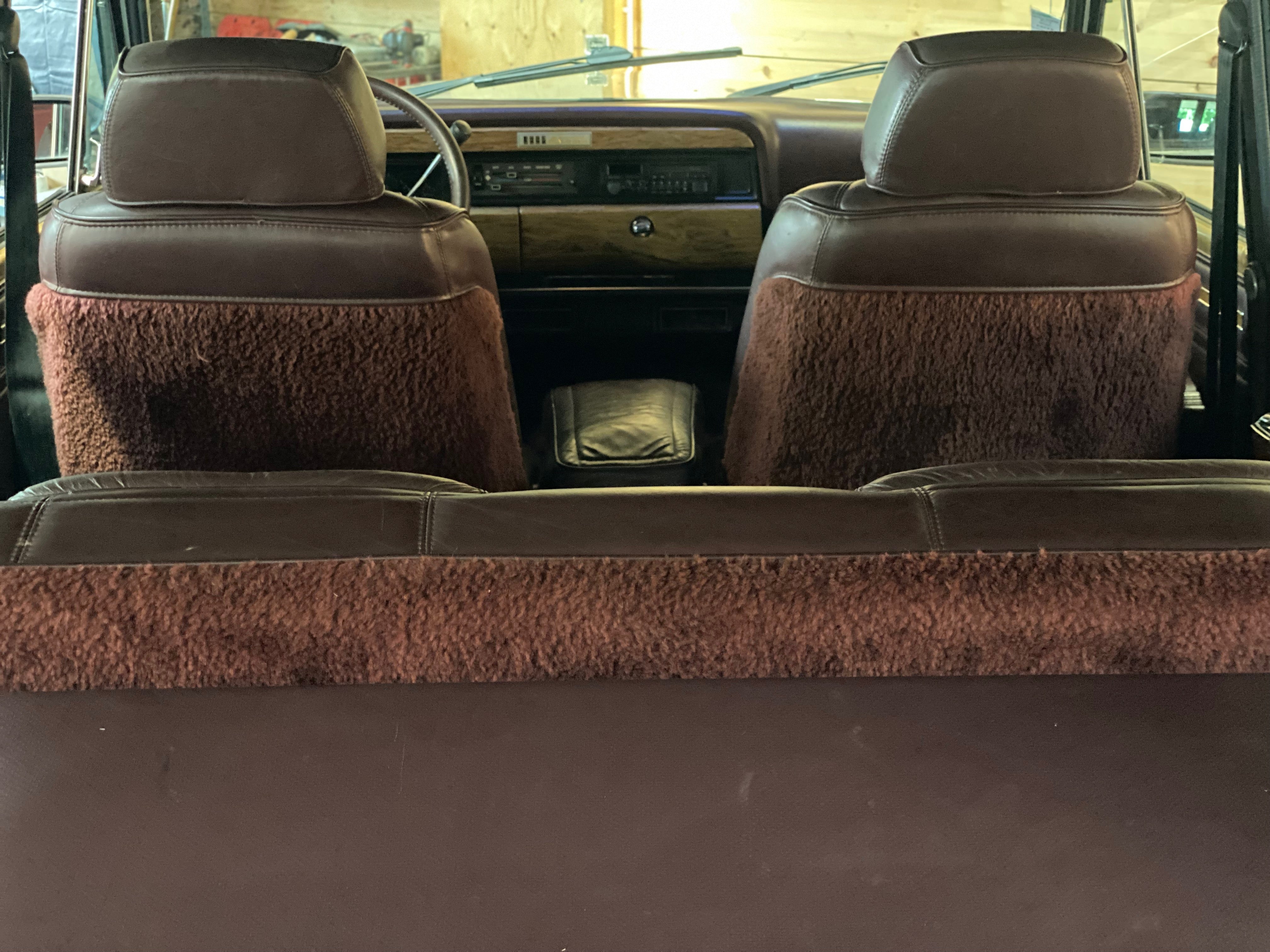 JEEP GRAND WAGONEER “FINAL EDITION”