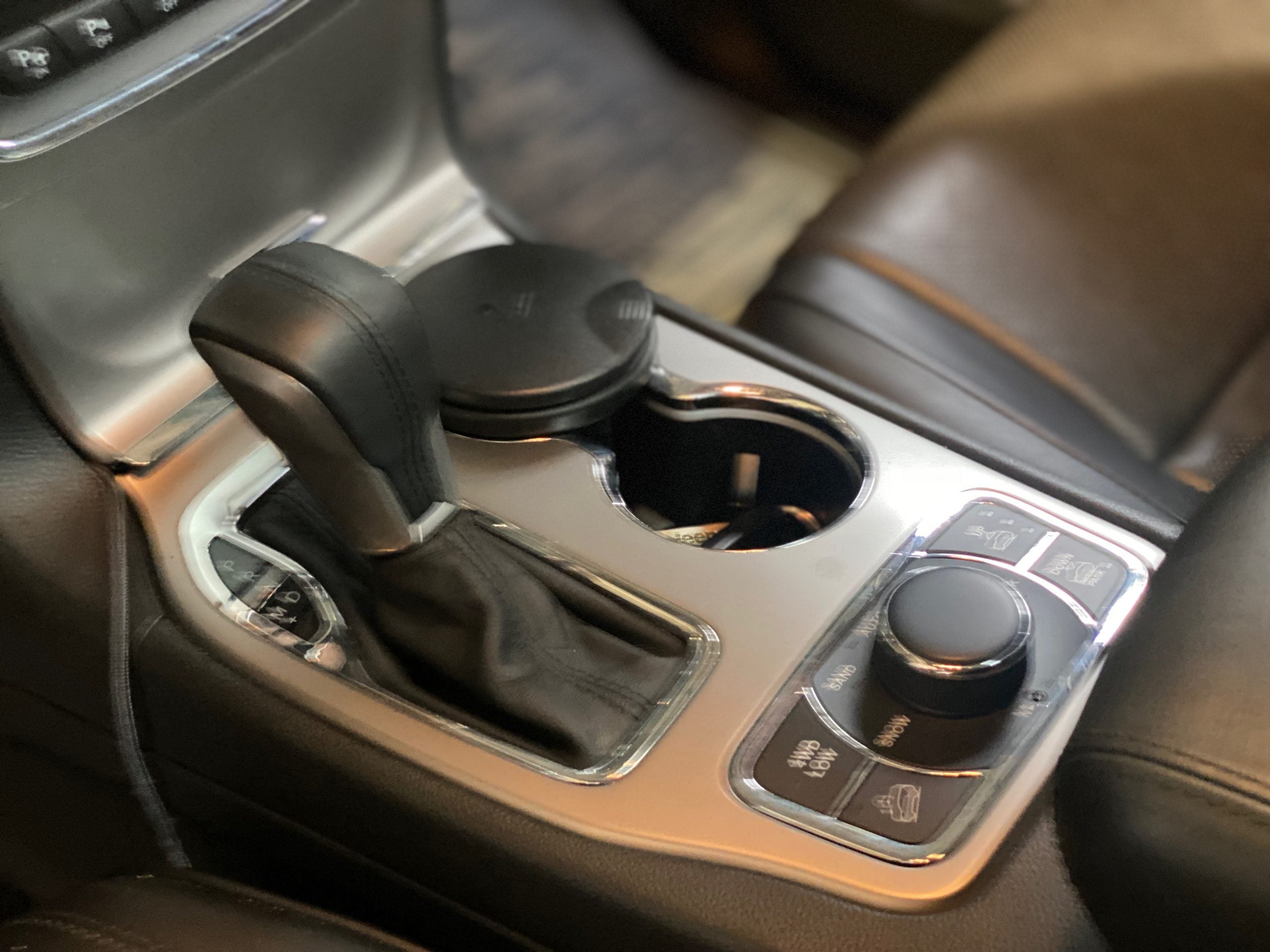 Jeep Grand Cherokee V8 5.7 Summit BVA8