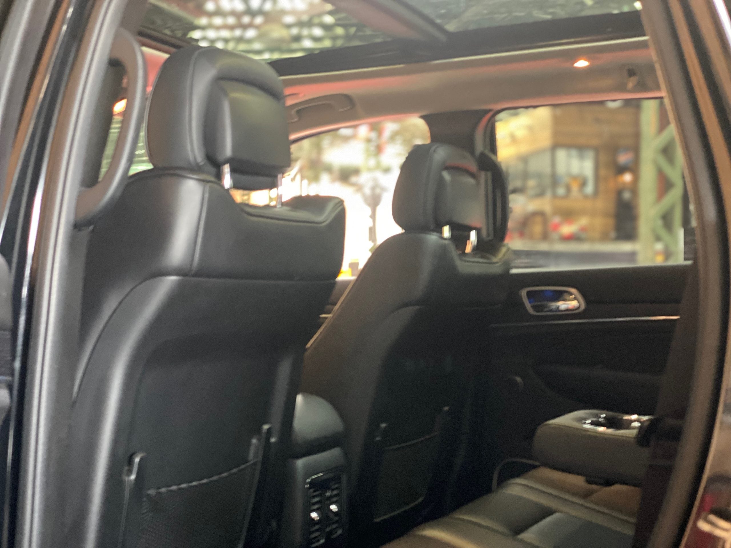 Jeep Grand Cherokee V8 5.7 Summit BVA8