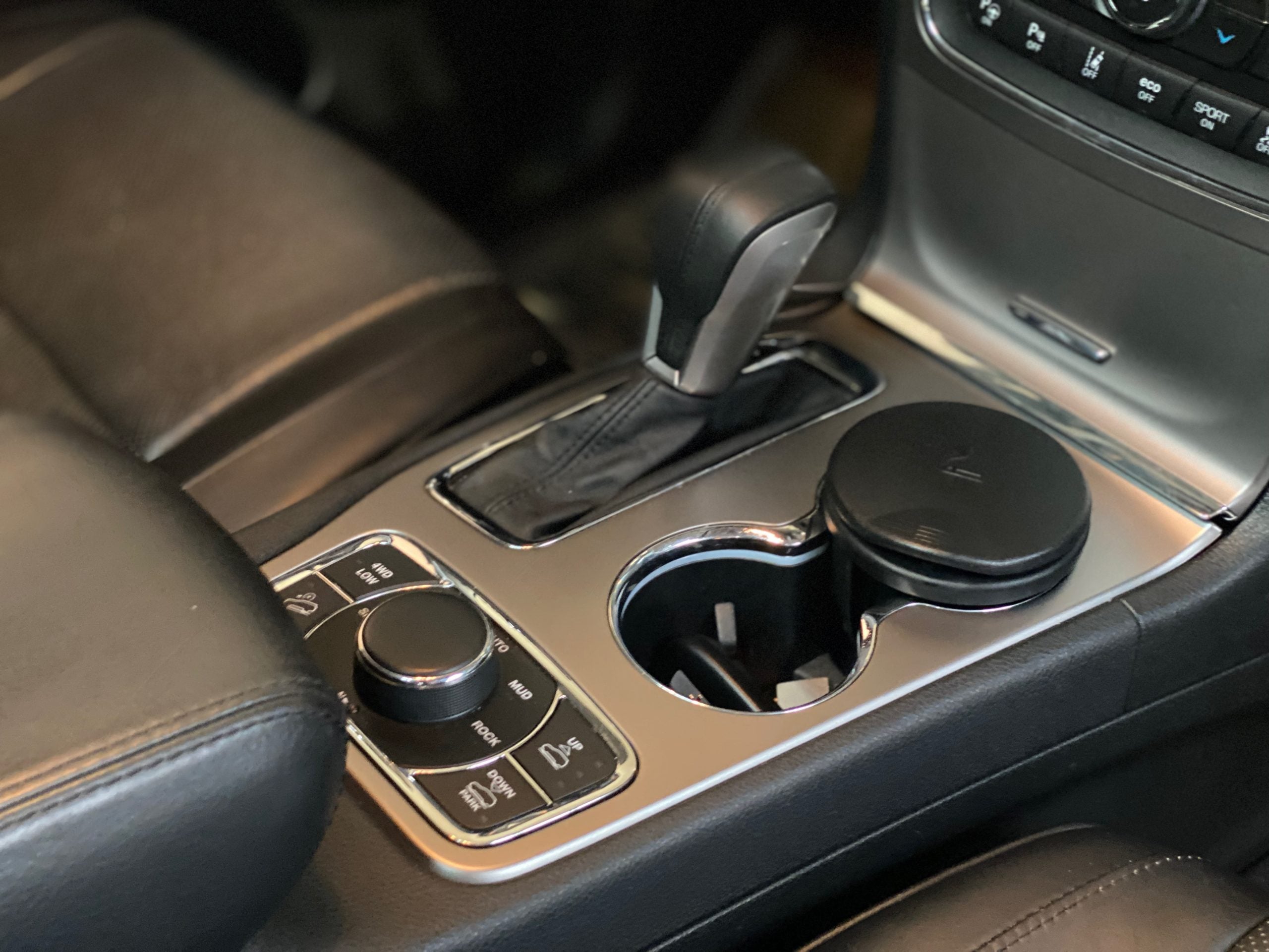 Jeep Grand Cherokee V8 5.7 Summit BVA8