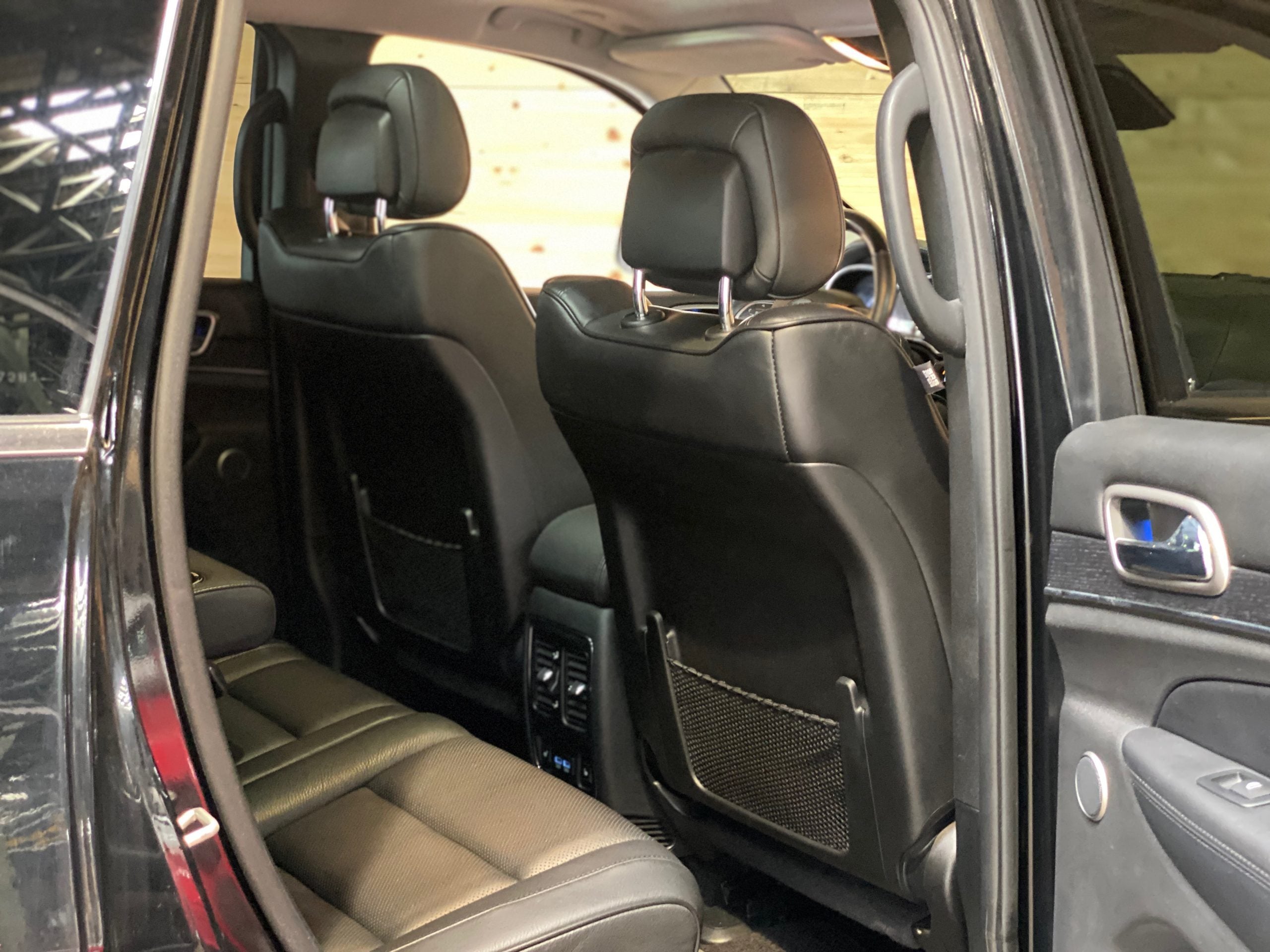 Jeep Grand Cherokee V8 5.7 Summit BVA8