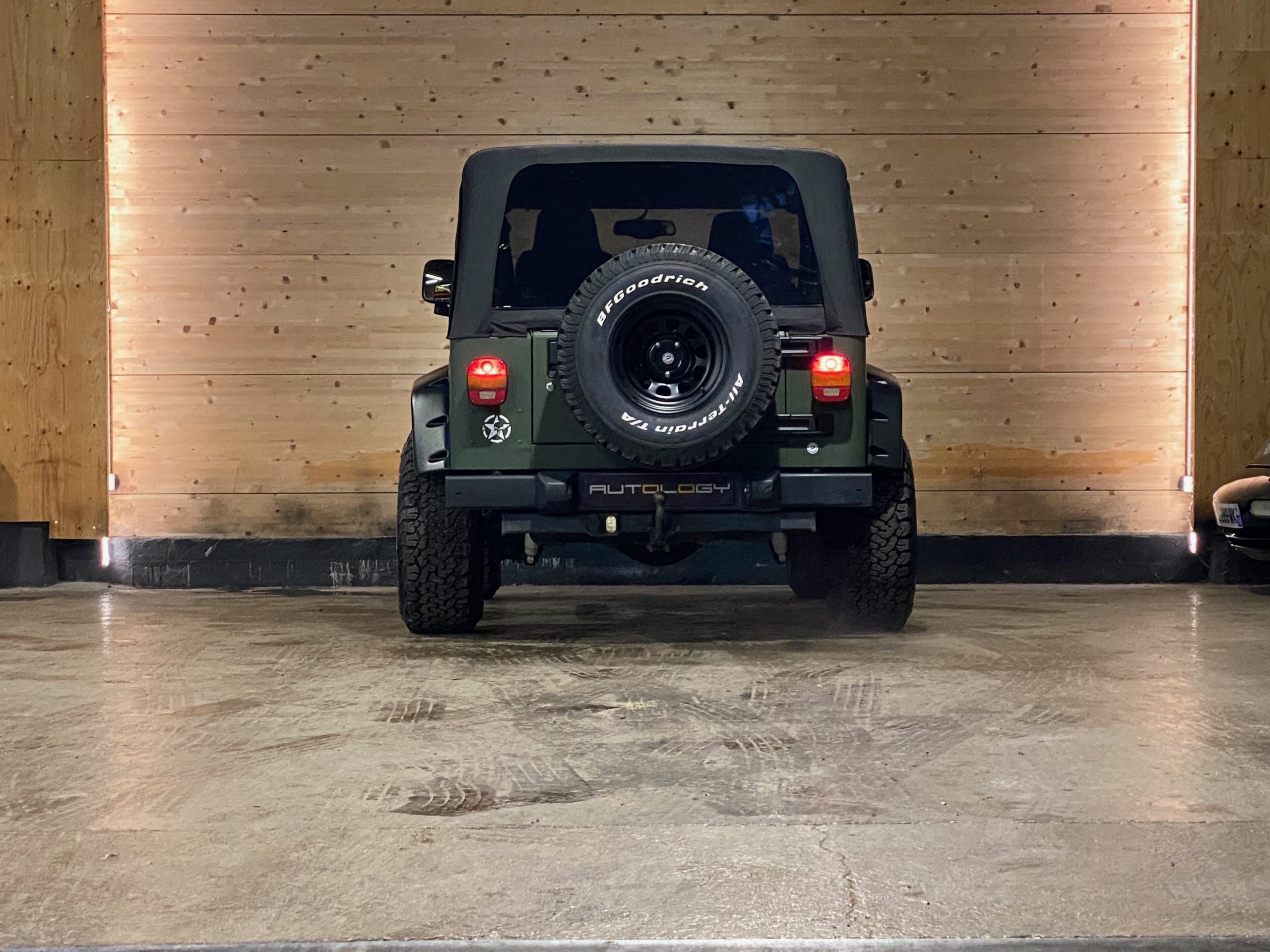 Jeep Wrangler TJ 4.0 Sahara BVM6
