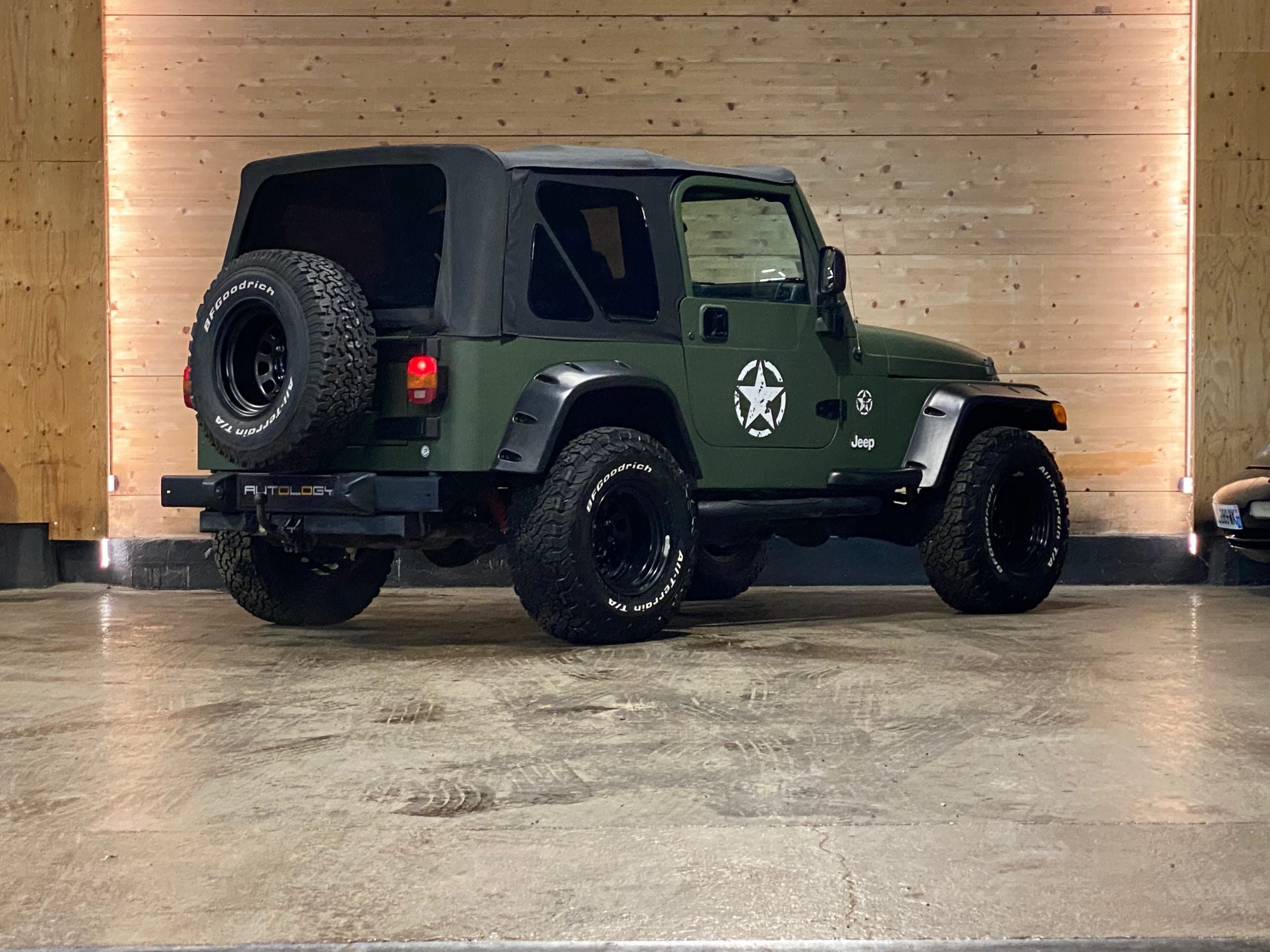 Jeep Wrangler TJ 4.0 Sahara BVM6