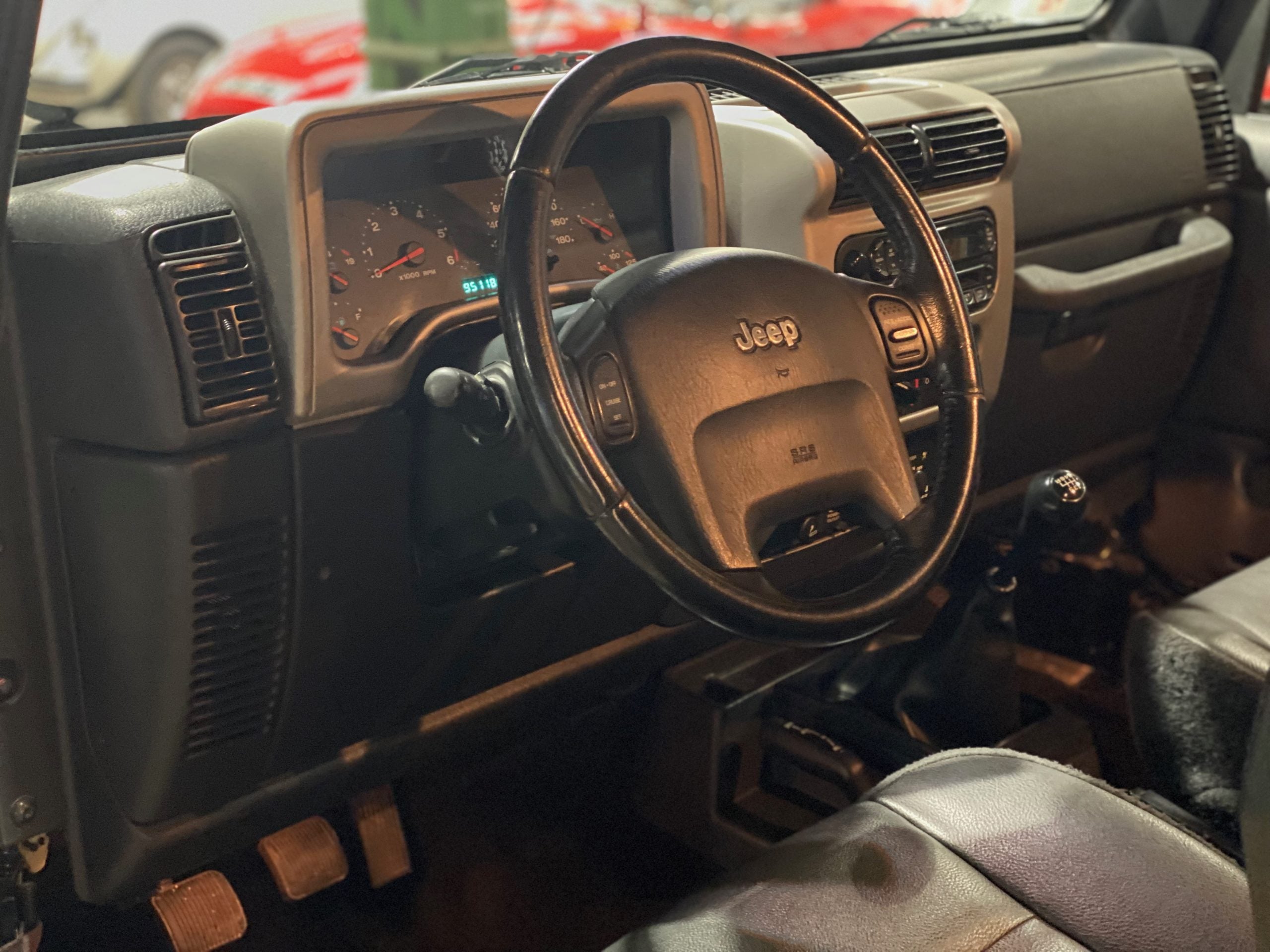 Jeep Wrangler TJ 4.0 Sahara BVM6