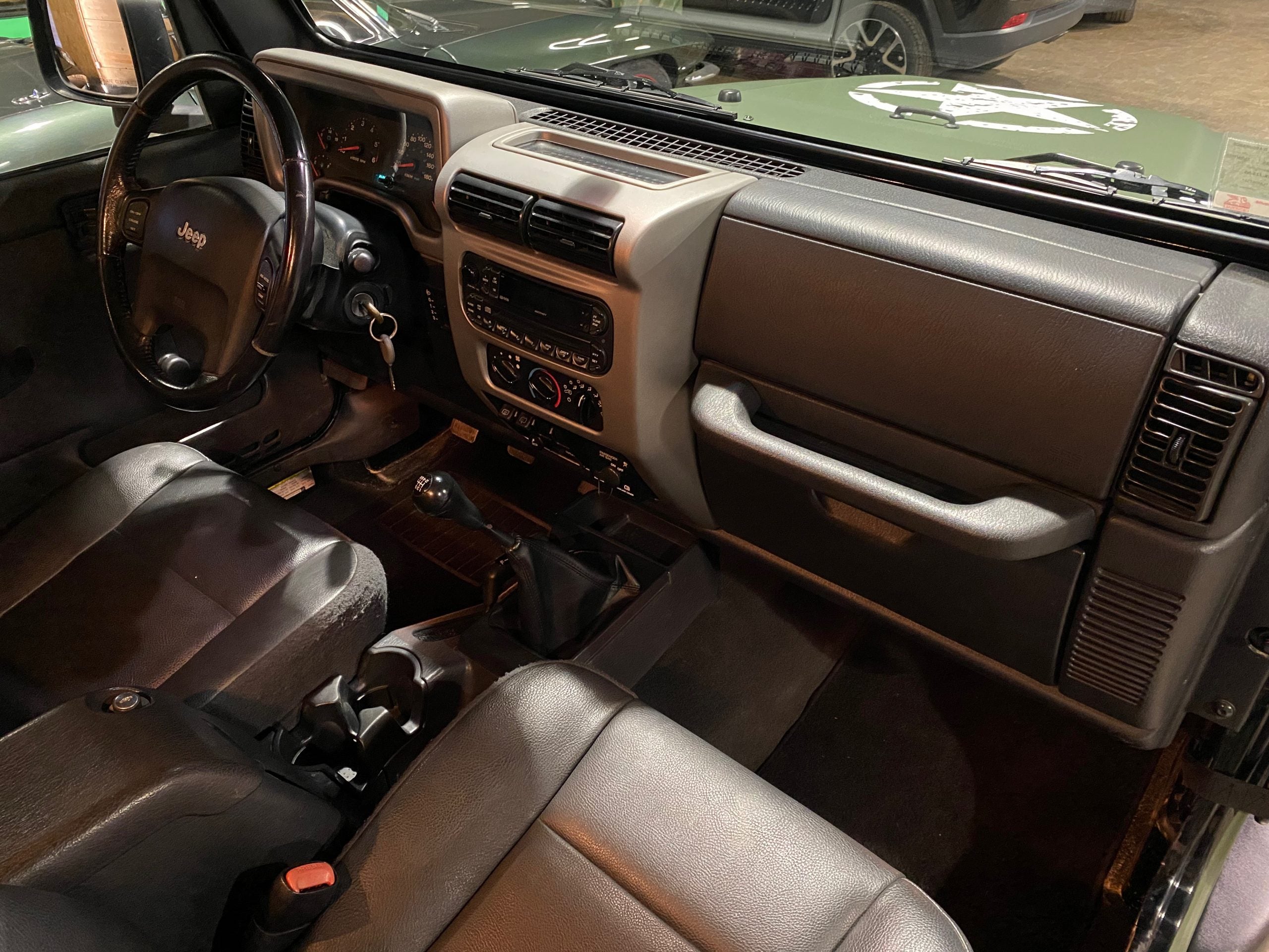 Jeep Wrangler TJ 4.0 Sahara BVM6