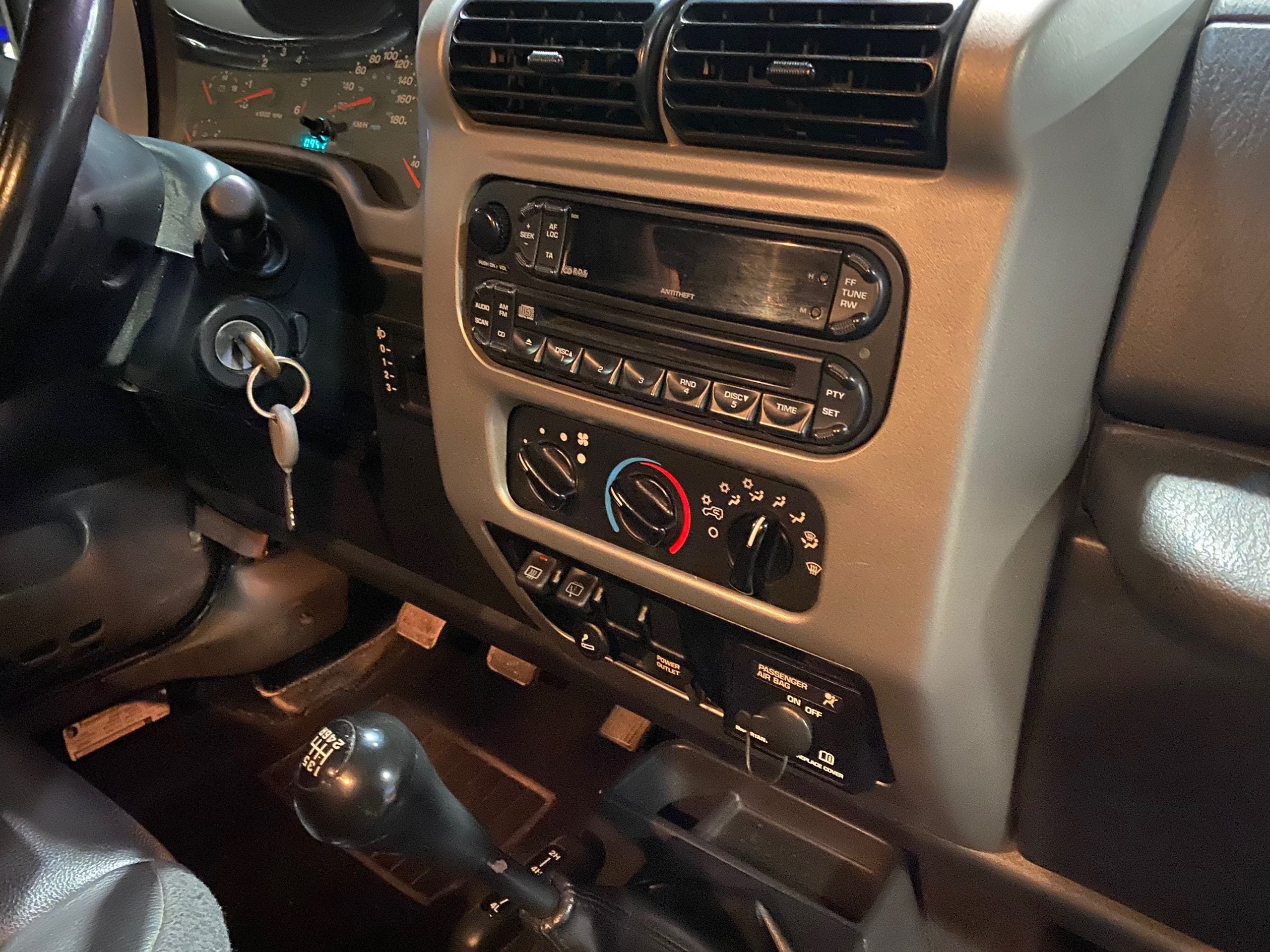Jeep Wrangler TJ 4.0 Sahara BVM6