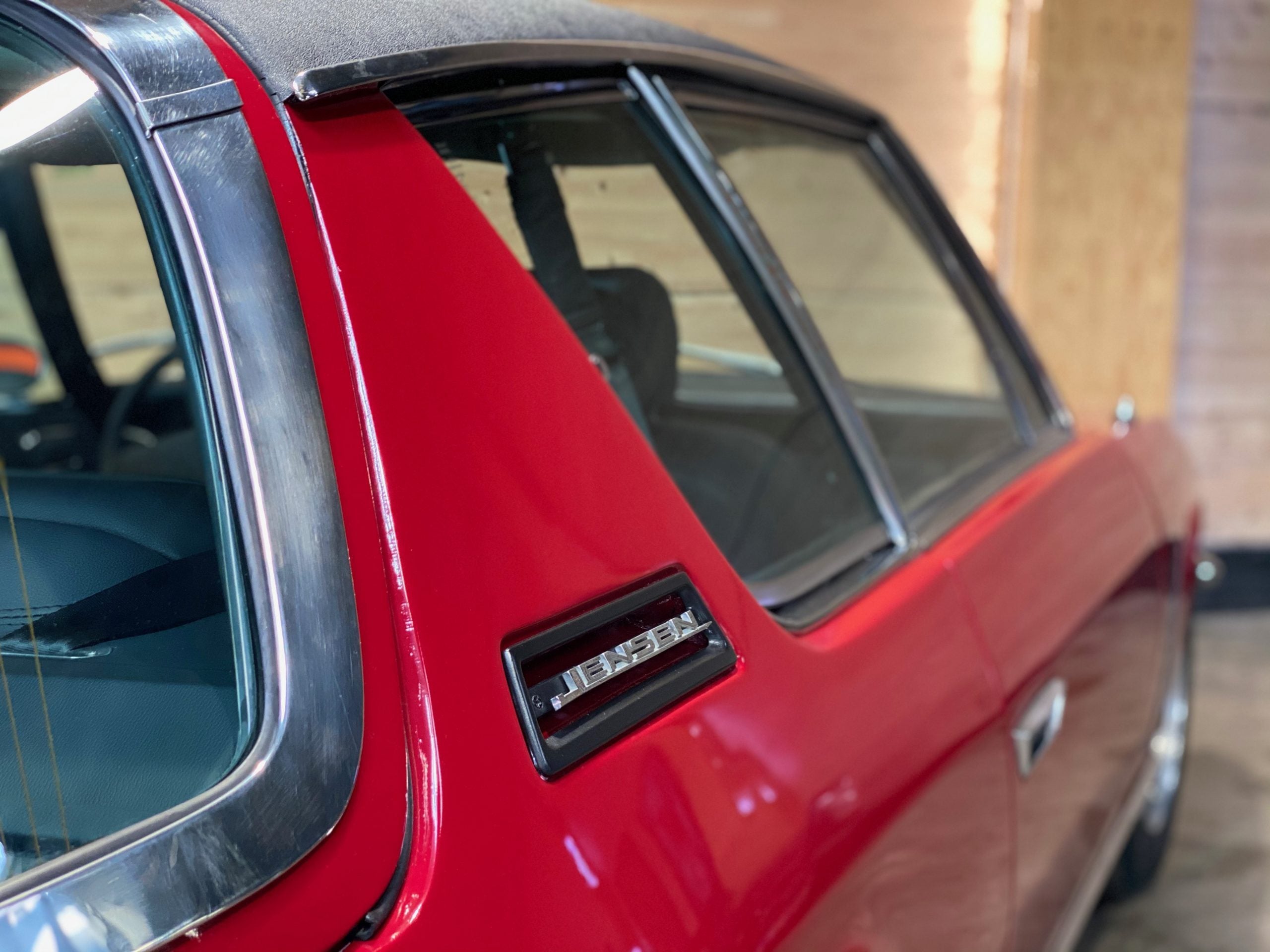 Jensen Interceptor III