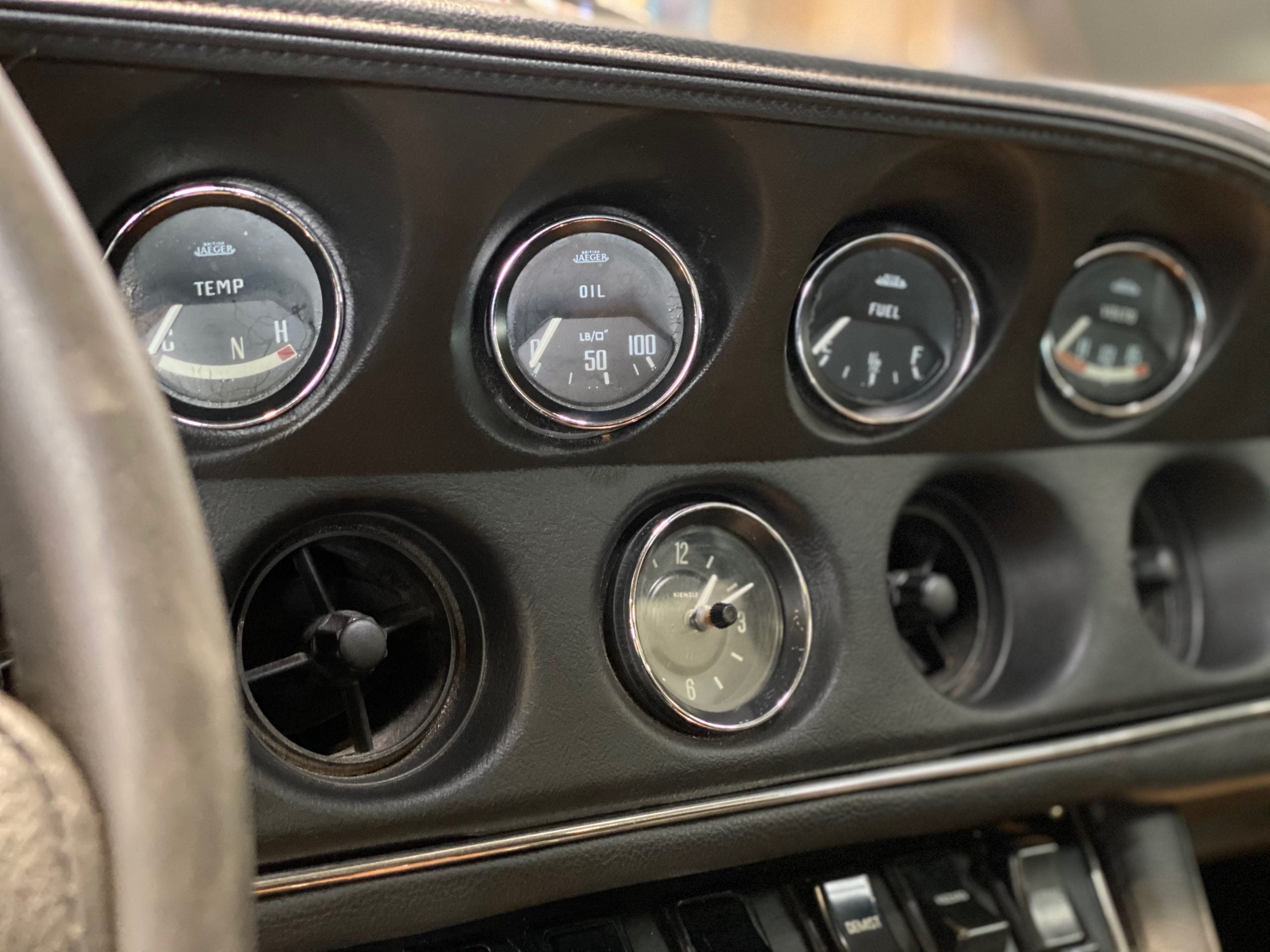 Jensen Interceptor III