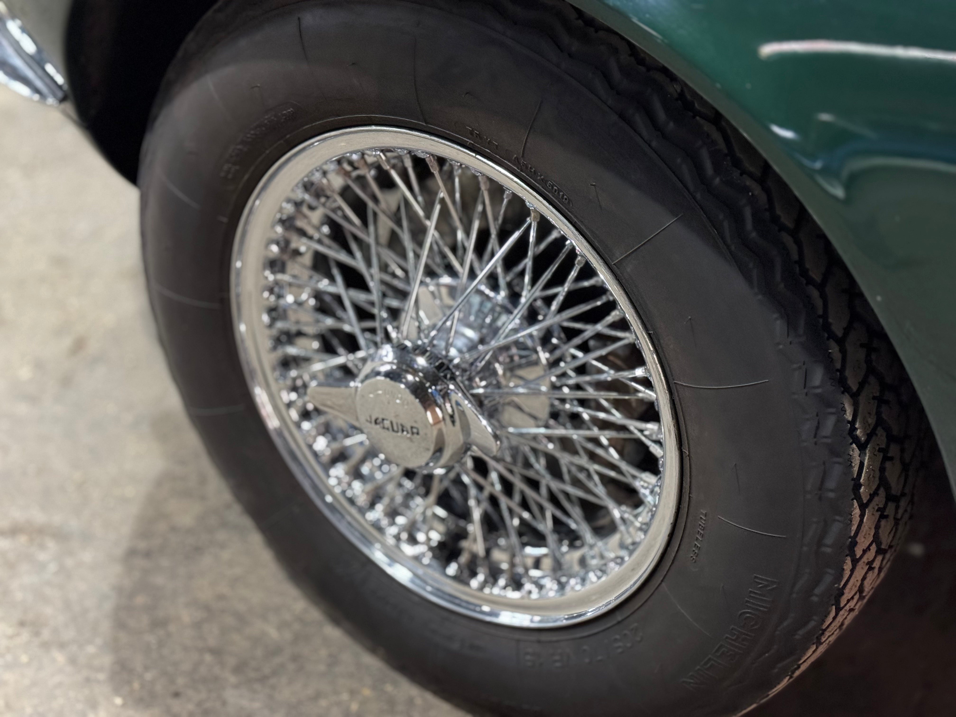 Jaguar Type E V12 Roadster BVM