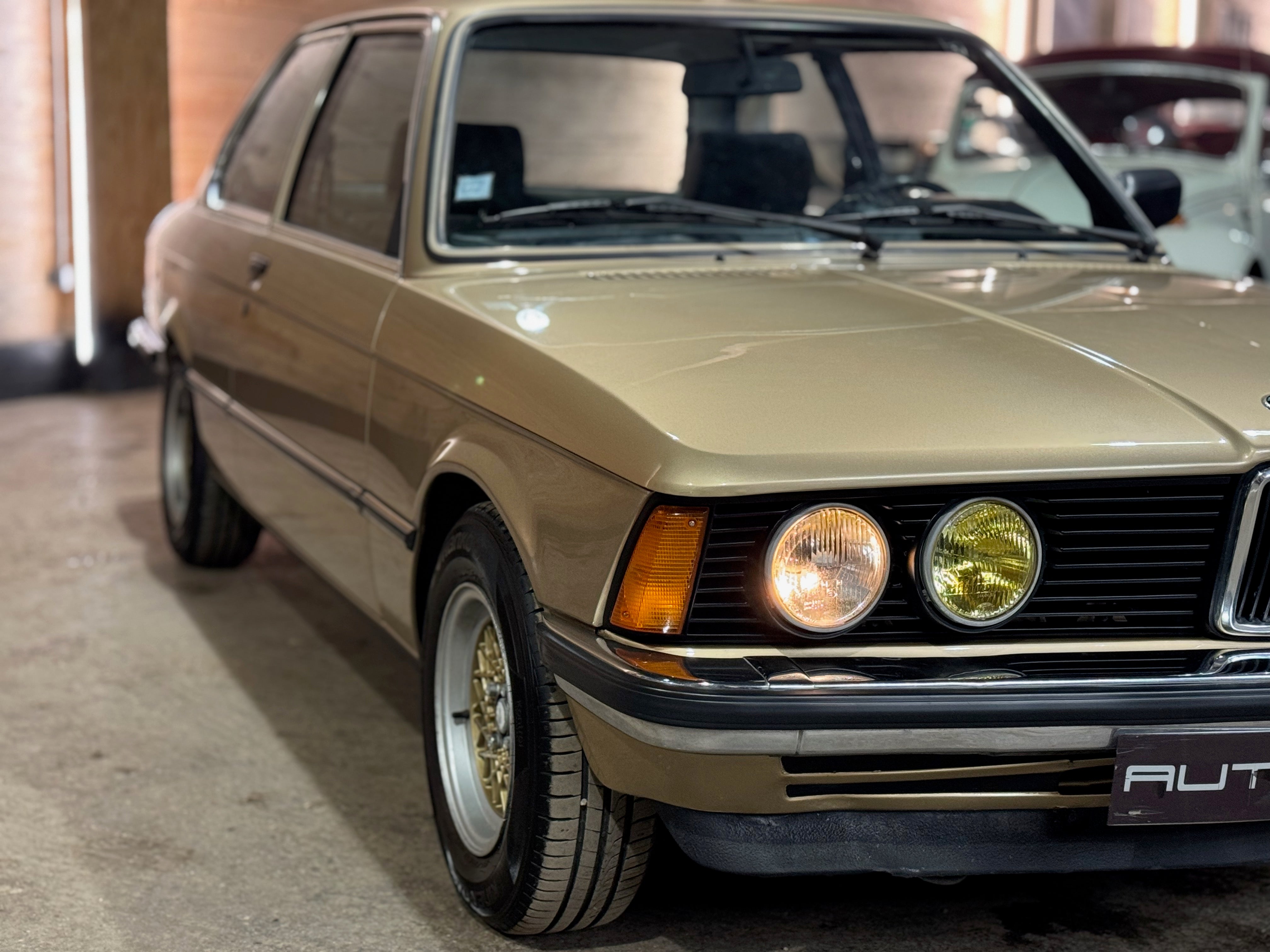 BMW 323i - E21 - Phase 2