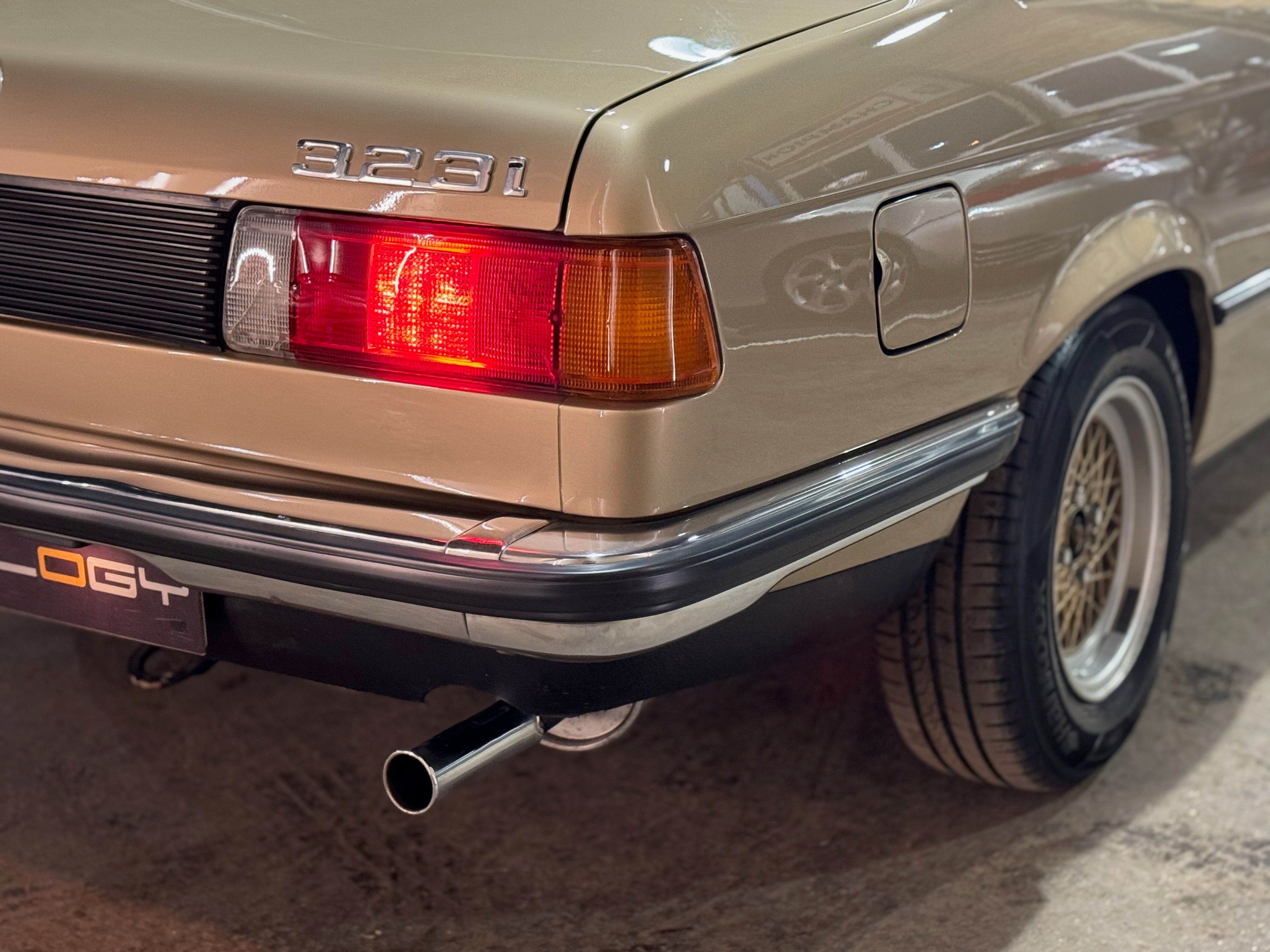 BMW 323i - E21 - Phase 2