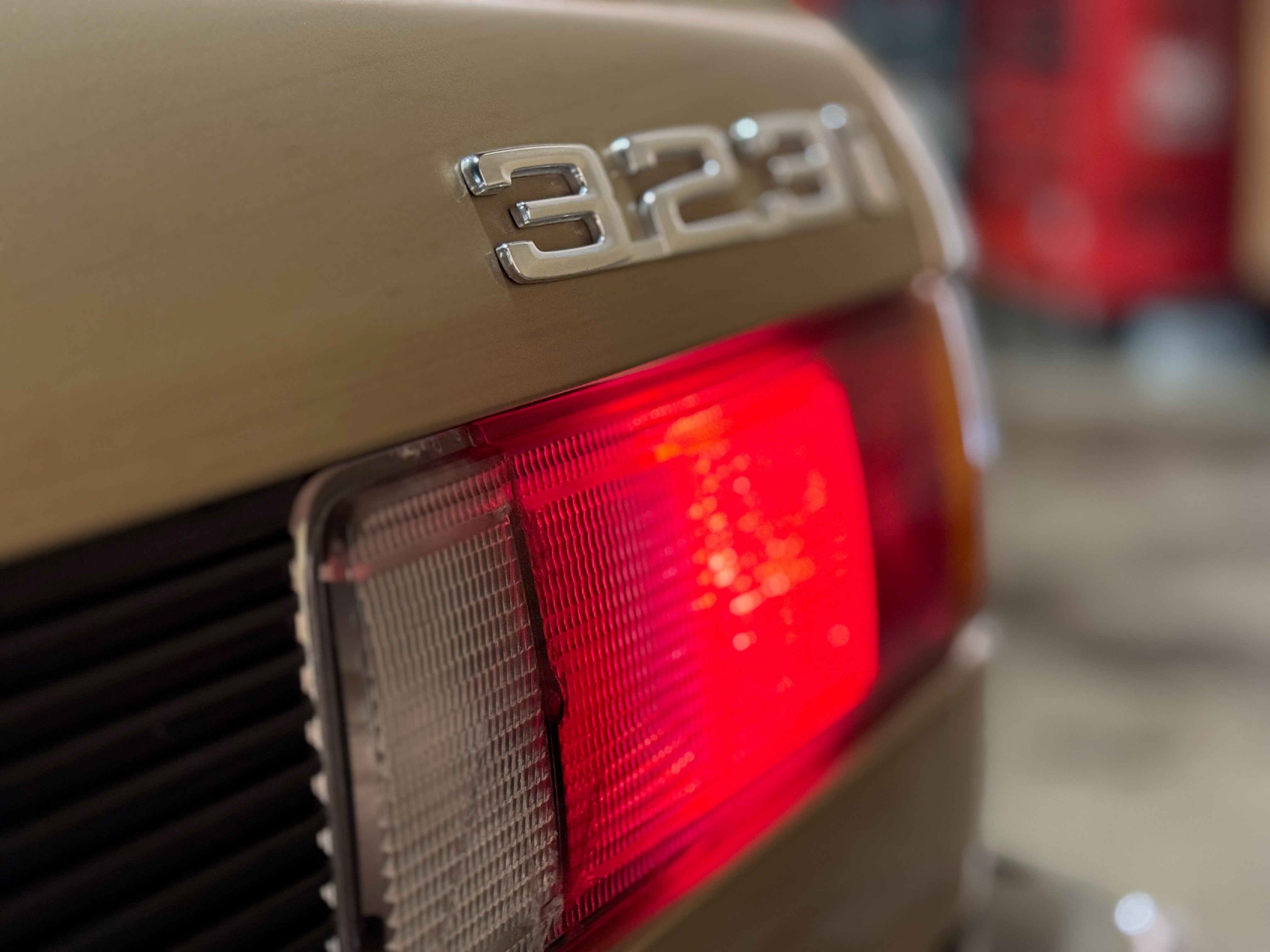 BMW 323i - E21 - Phase 2