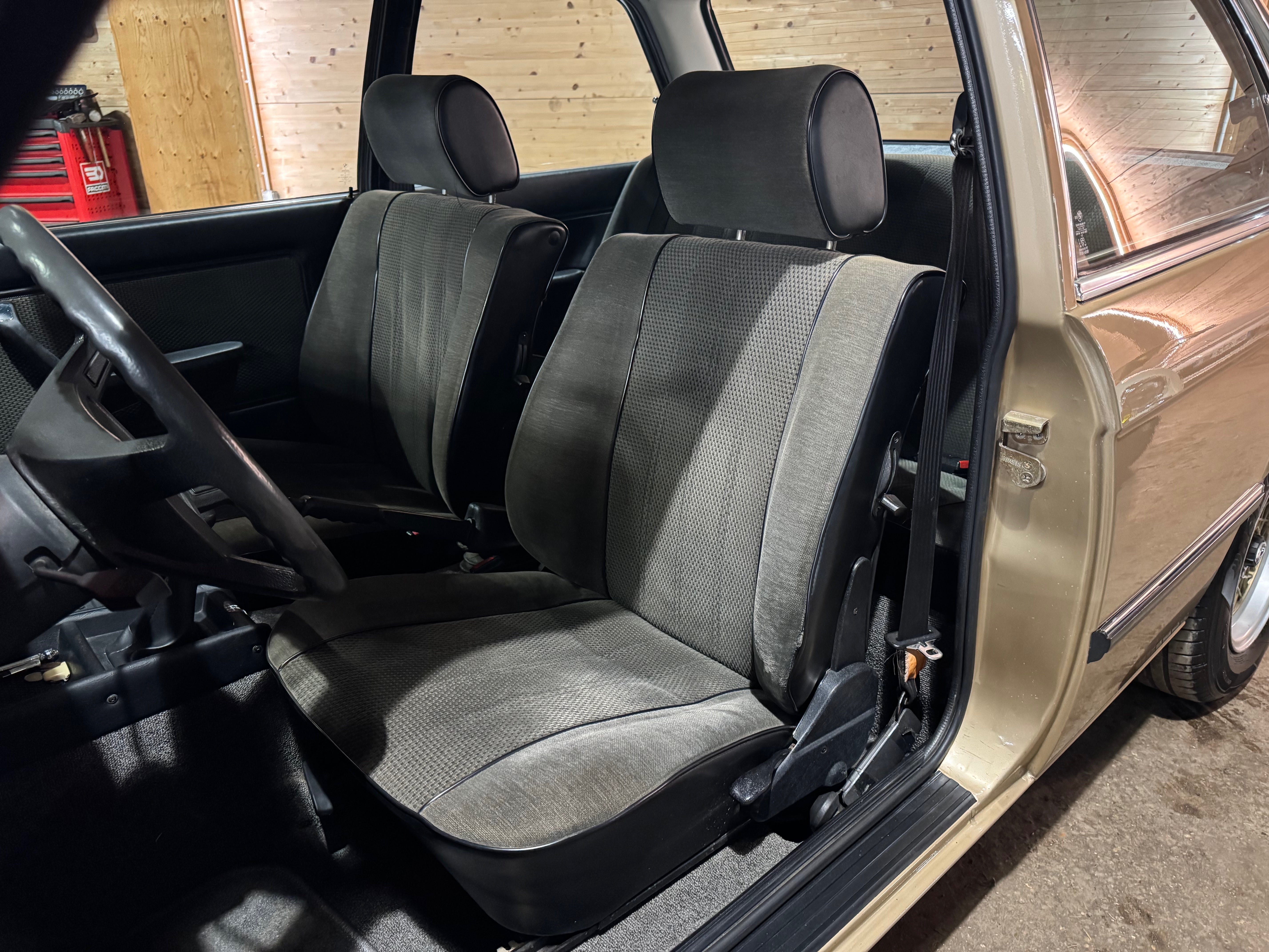 BMW 323i - E21 - Phase 2