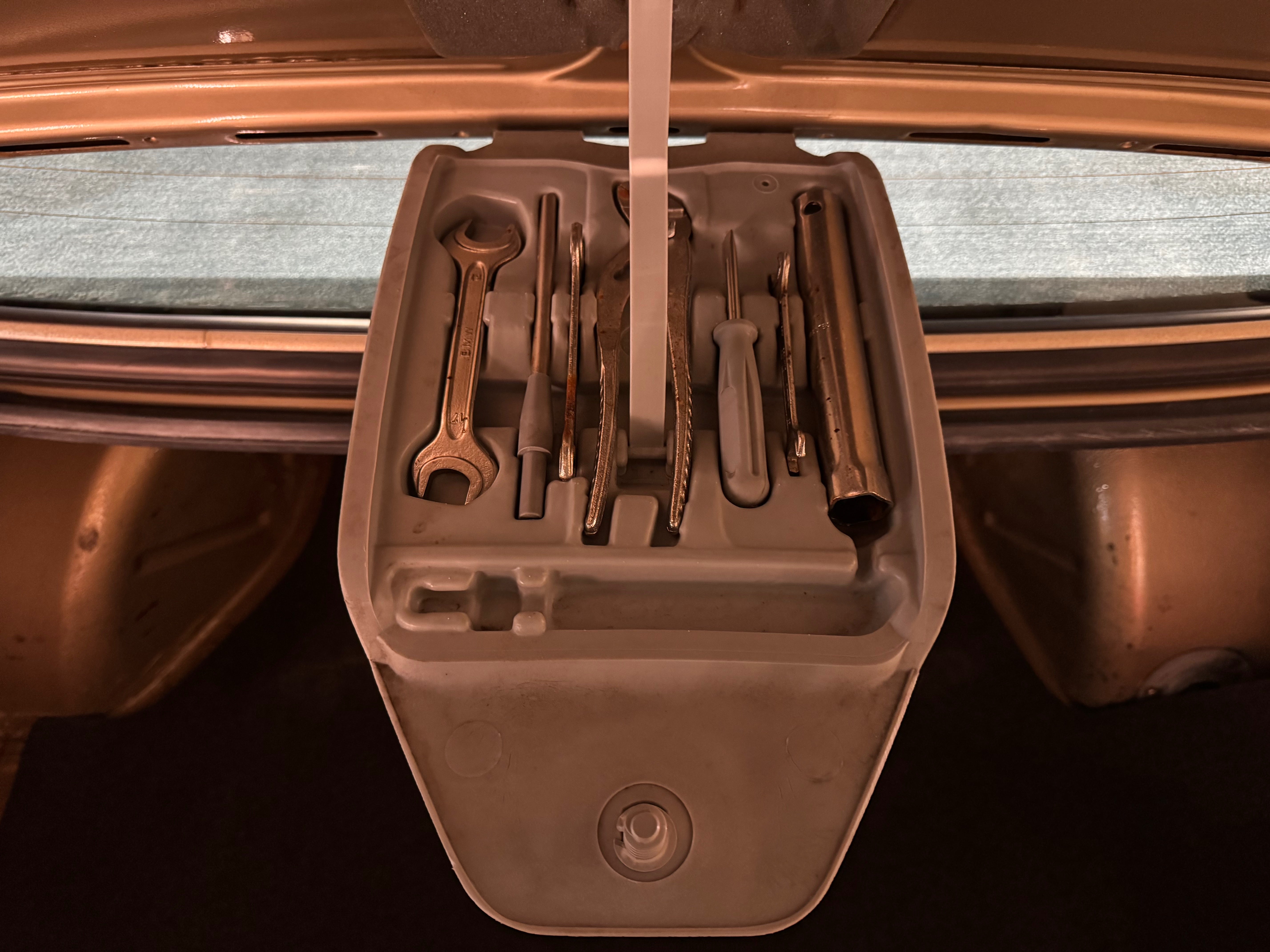 BMW 323i - E21 - Phase 2
