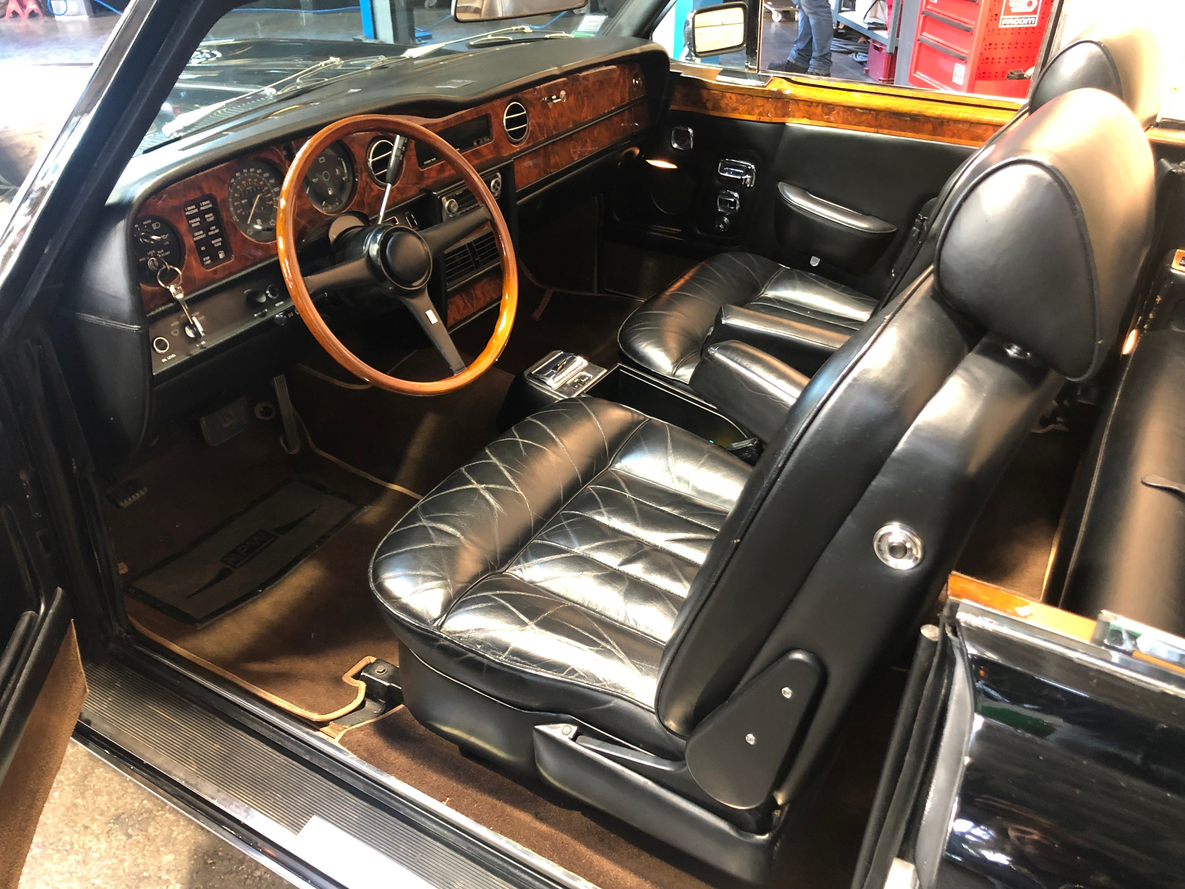 Rolls Royce Corniche
