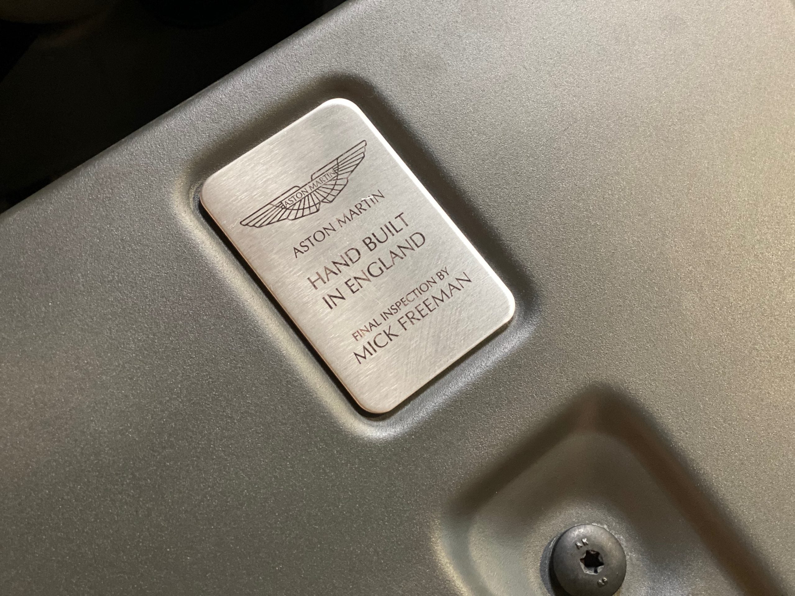 Aston Martin V12 Vantage Roadster BVM6 n°16/101