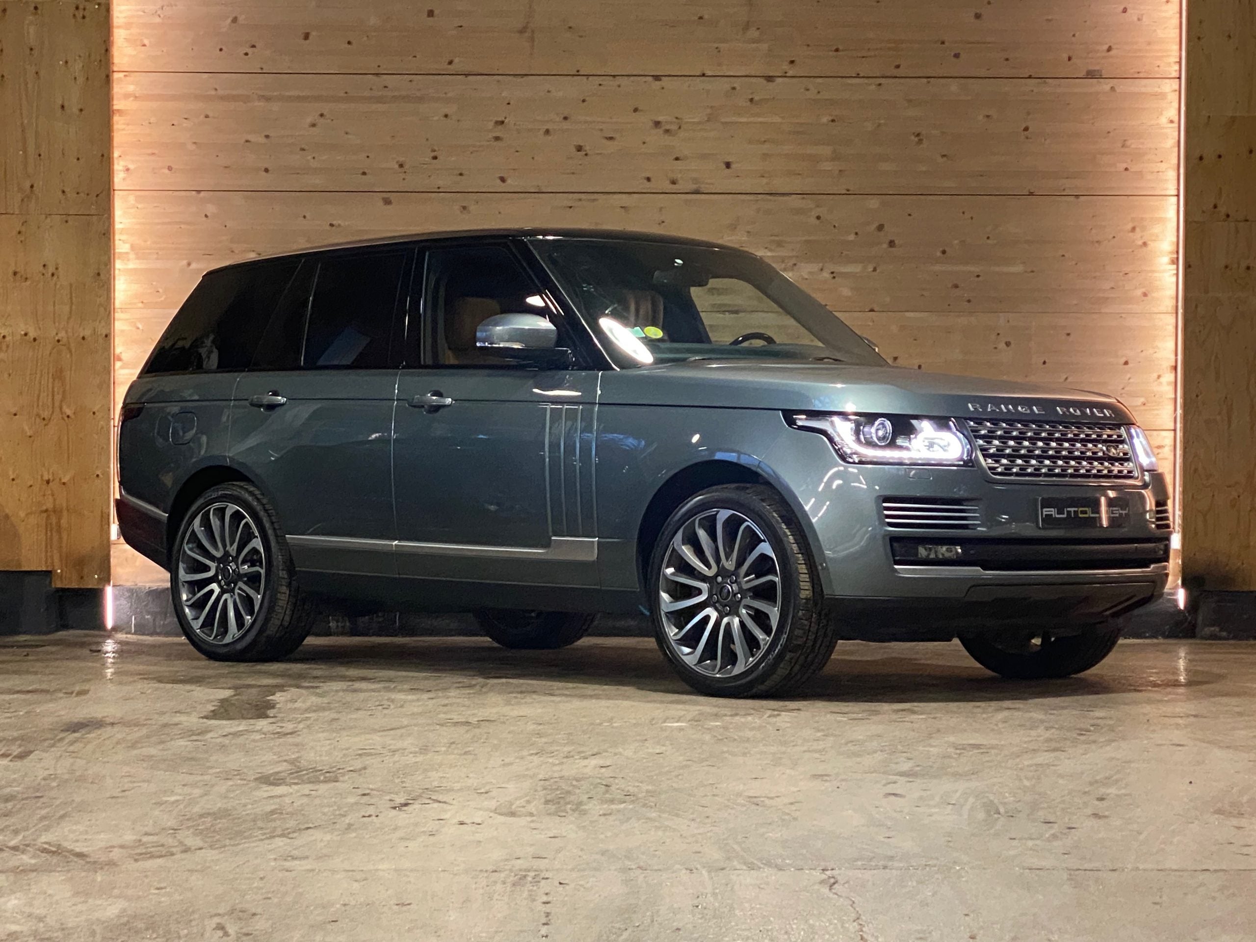 Land Rover Range Rover 4.4 SdV8 Autobiography