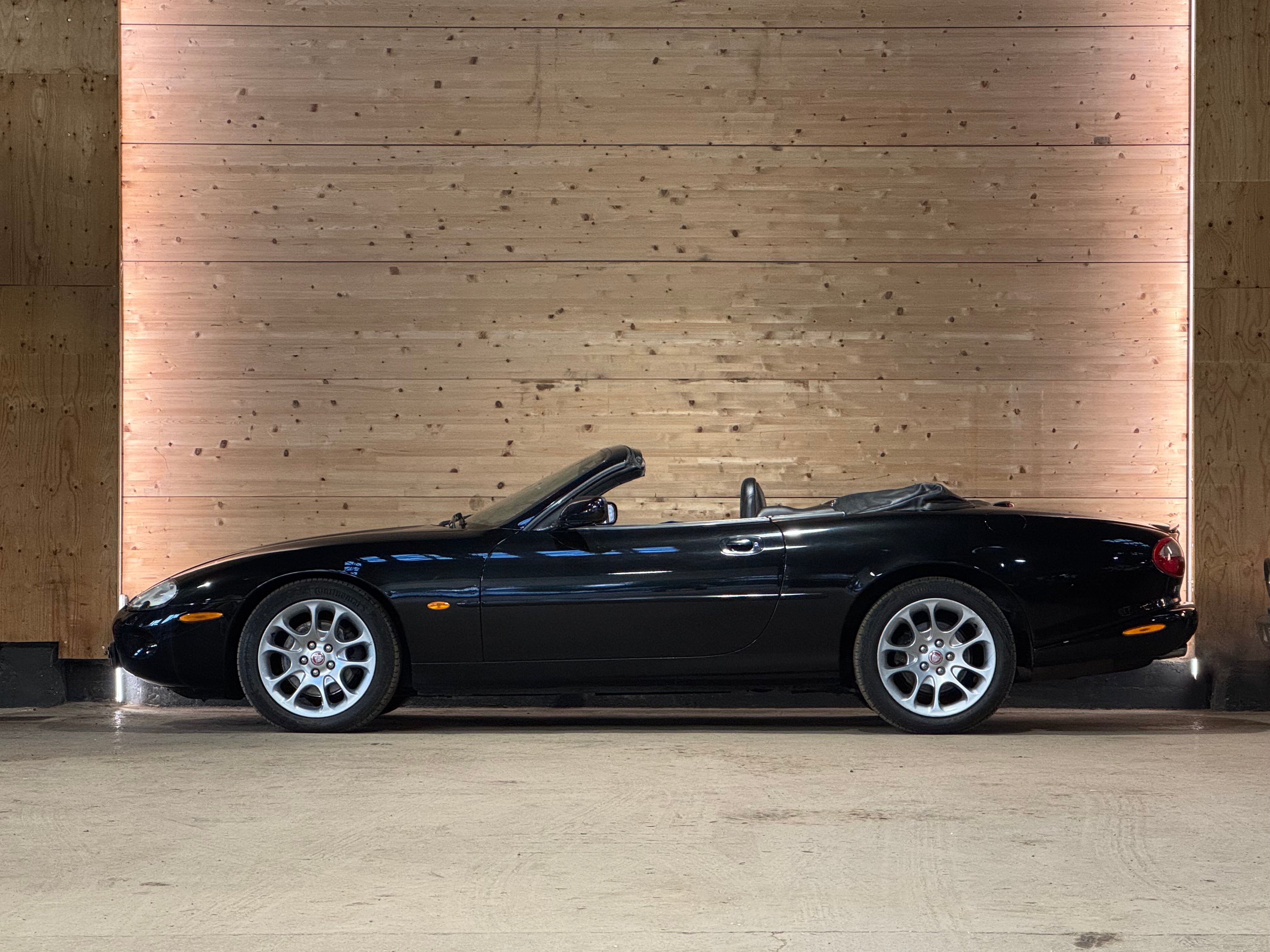 Jaguar XKR Cabriolet V8 4.0