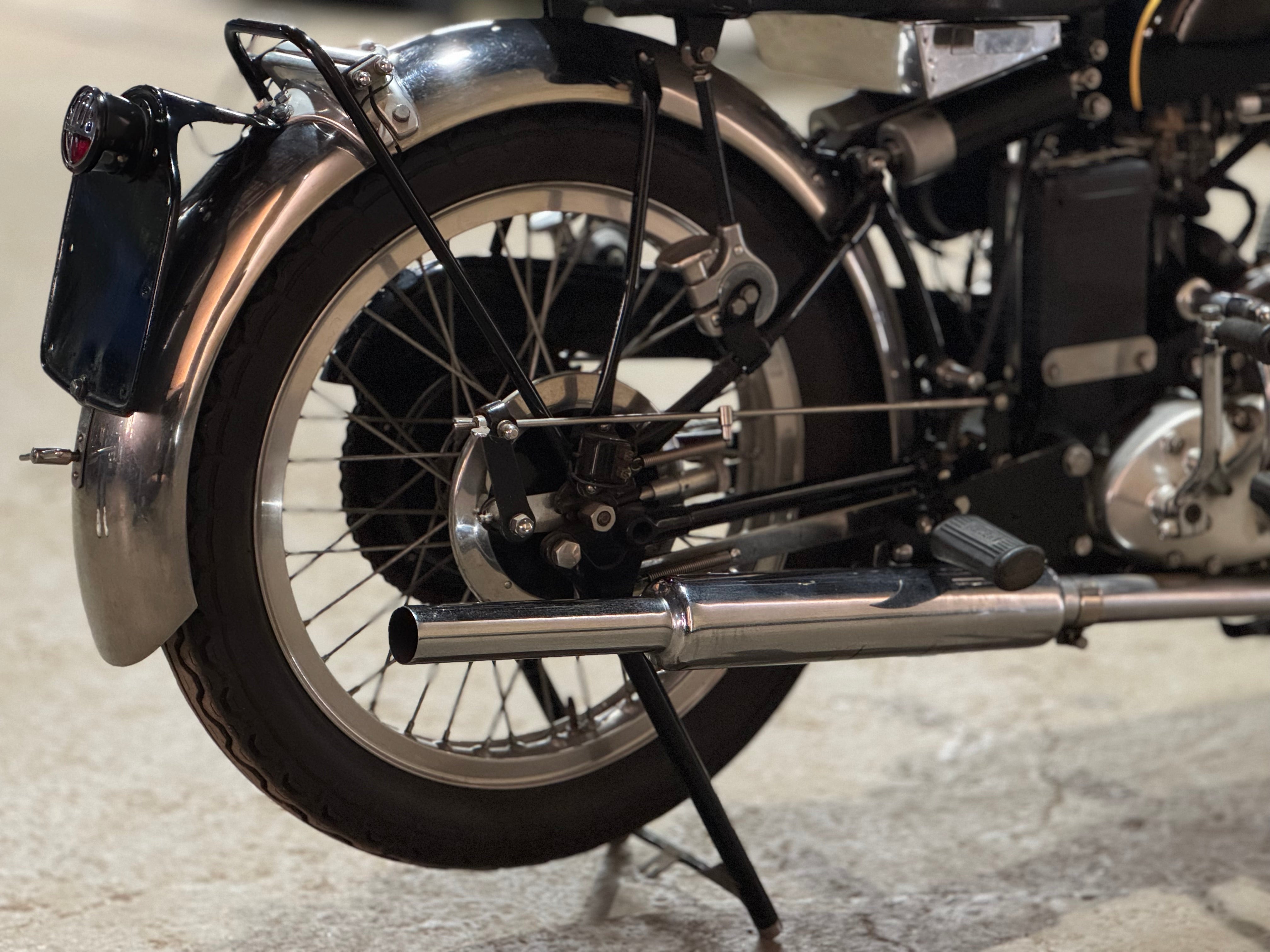 Vincent Comet - 500cc