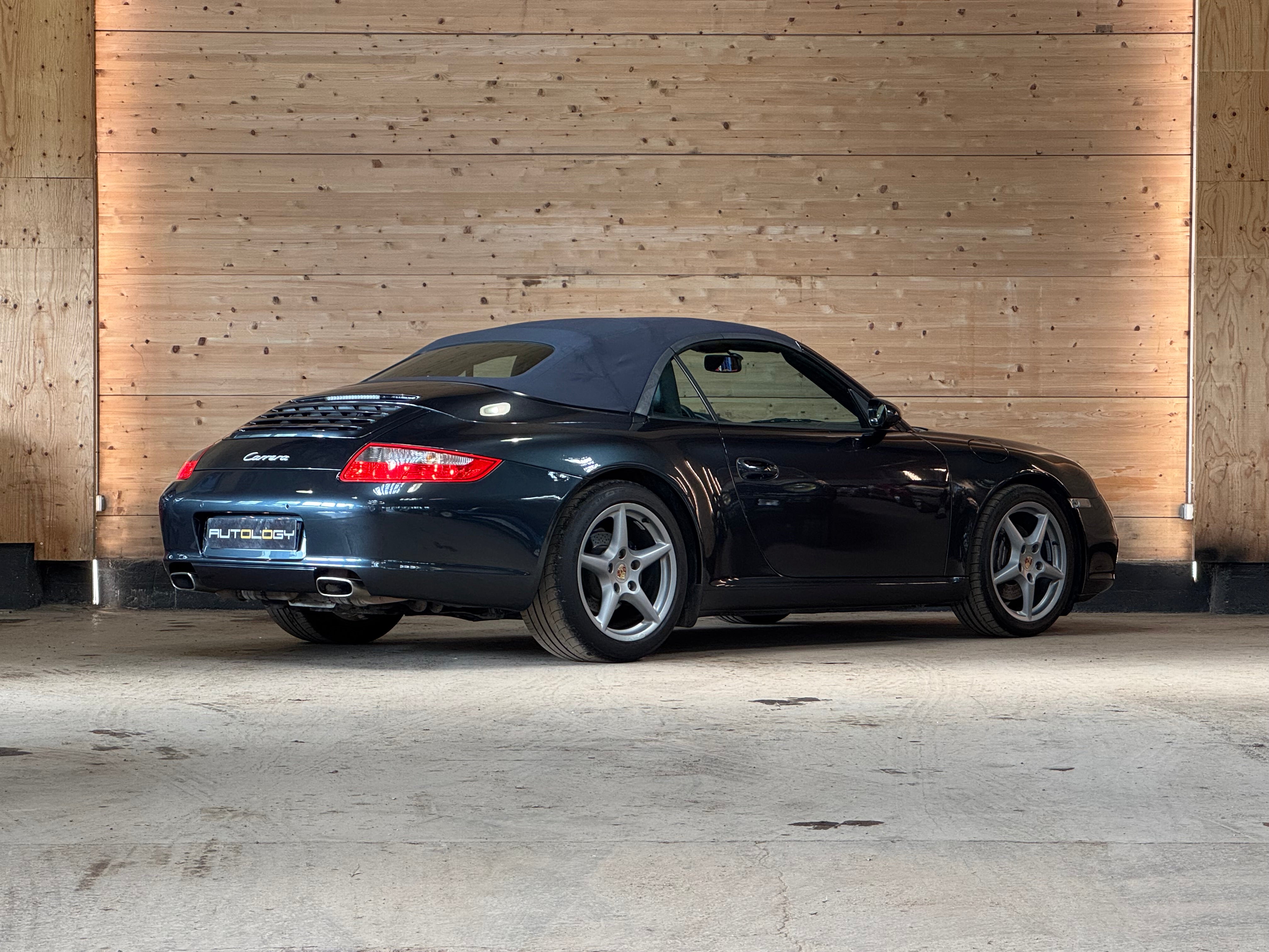 Porsche 997 Carrera Cabriolet