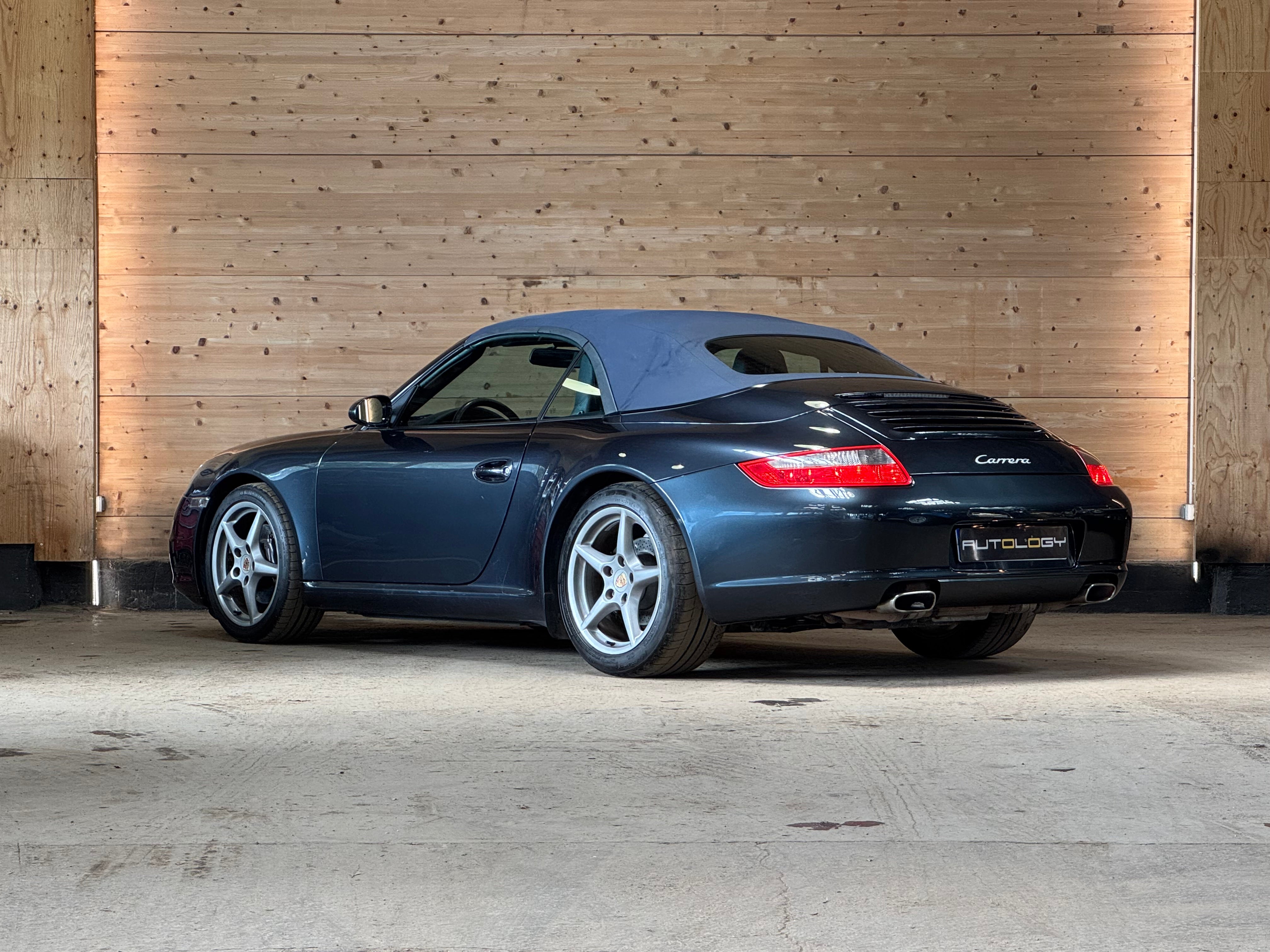 Porsche 997 Carrera Cabriolet