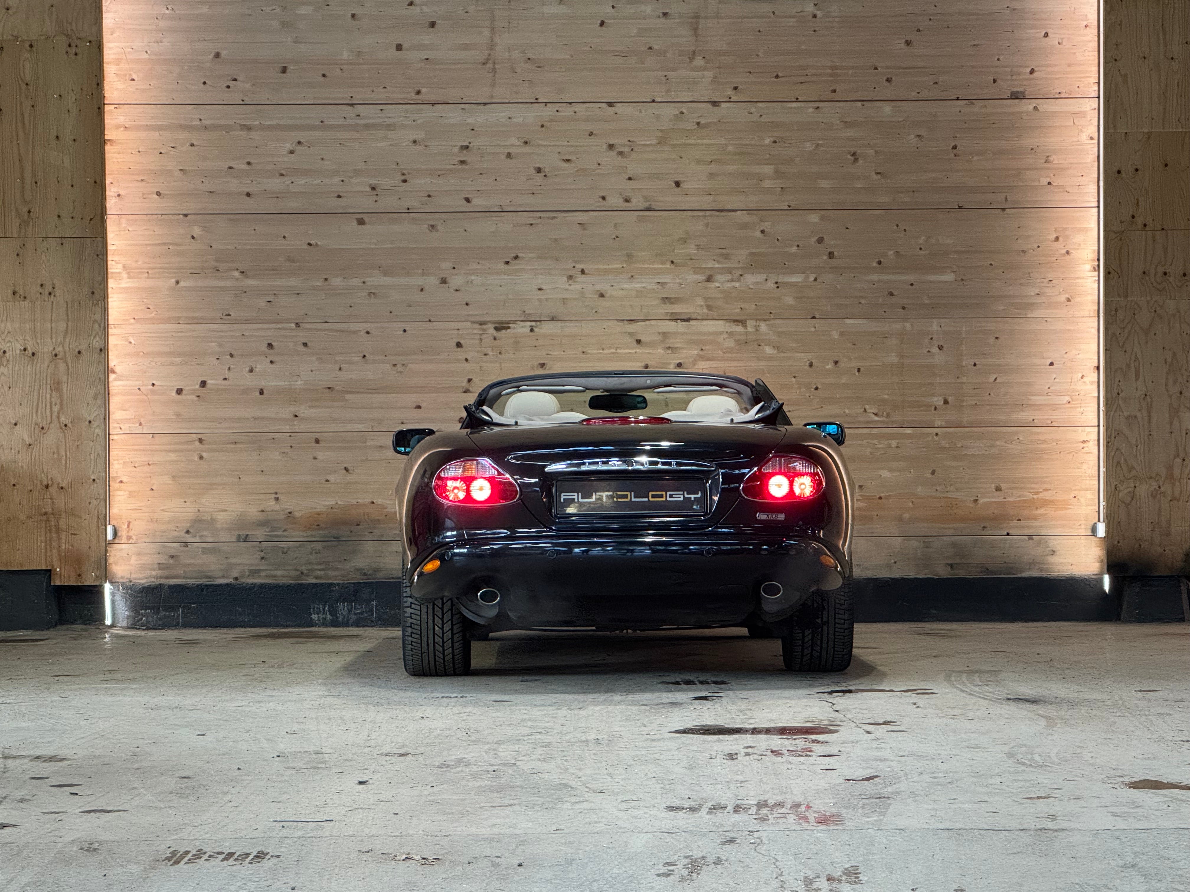 Jaguar XK8 Cabriolet 4.2 BVA6